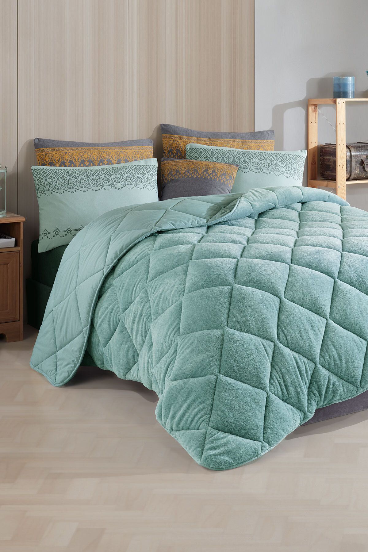 Otelonia-Single Wellsoft Quilt Set Double Sided 3 Piece Set with 2 Pillowcases Water Green 4