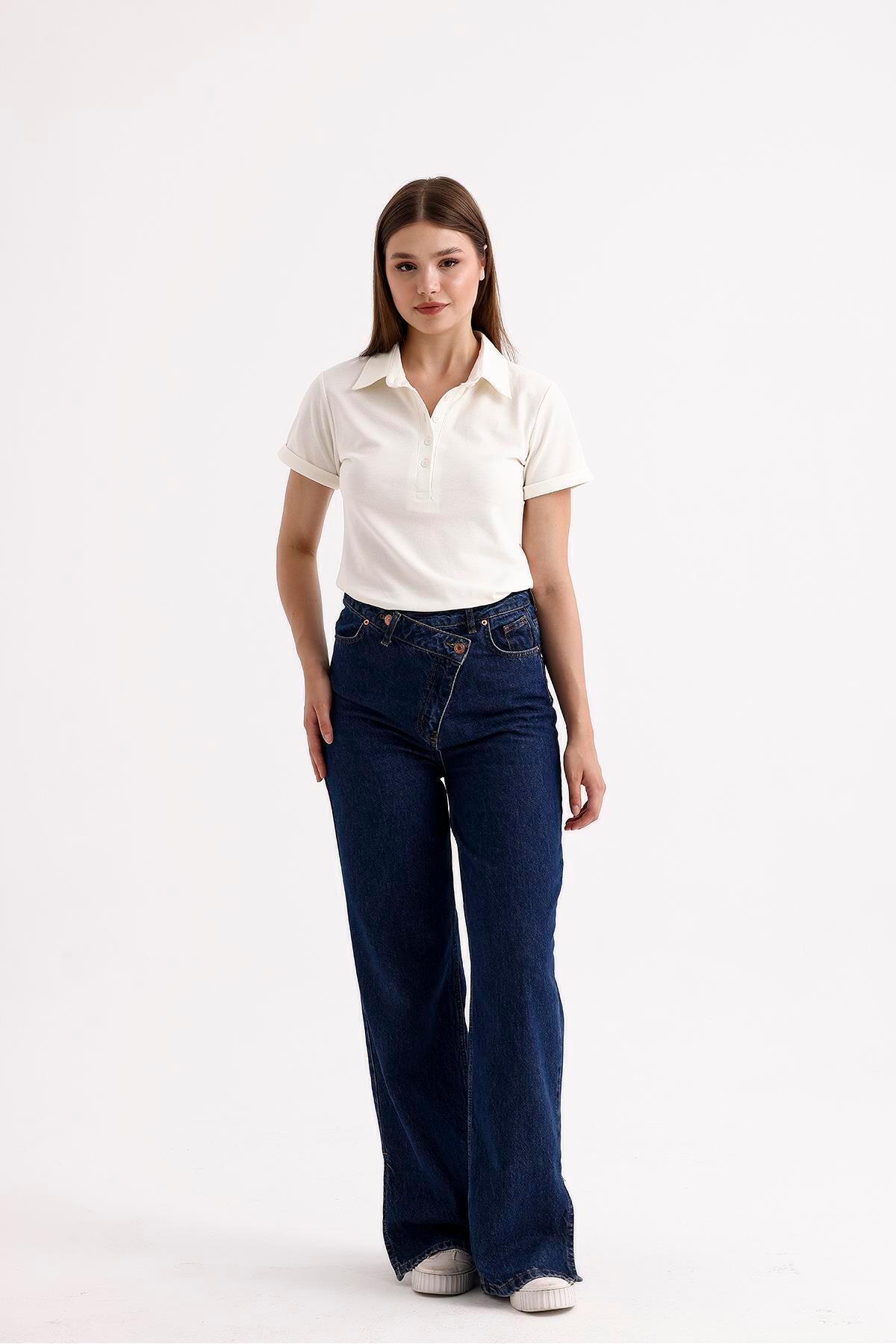 SWEETNESS-Cream Colored Women's Cotton Shirt Collar T-Shirt 5