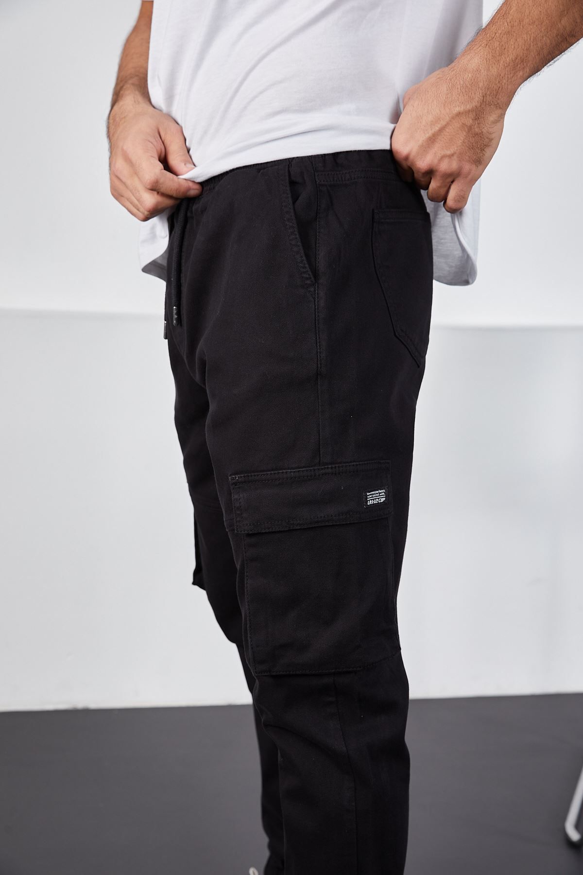 LTC Jeans-Men's Black Elastic Leg Jogger Cargo Pocket Trousers 4