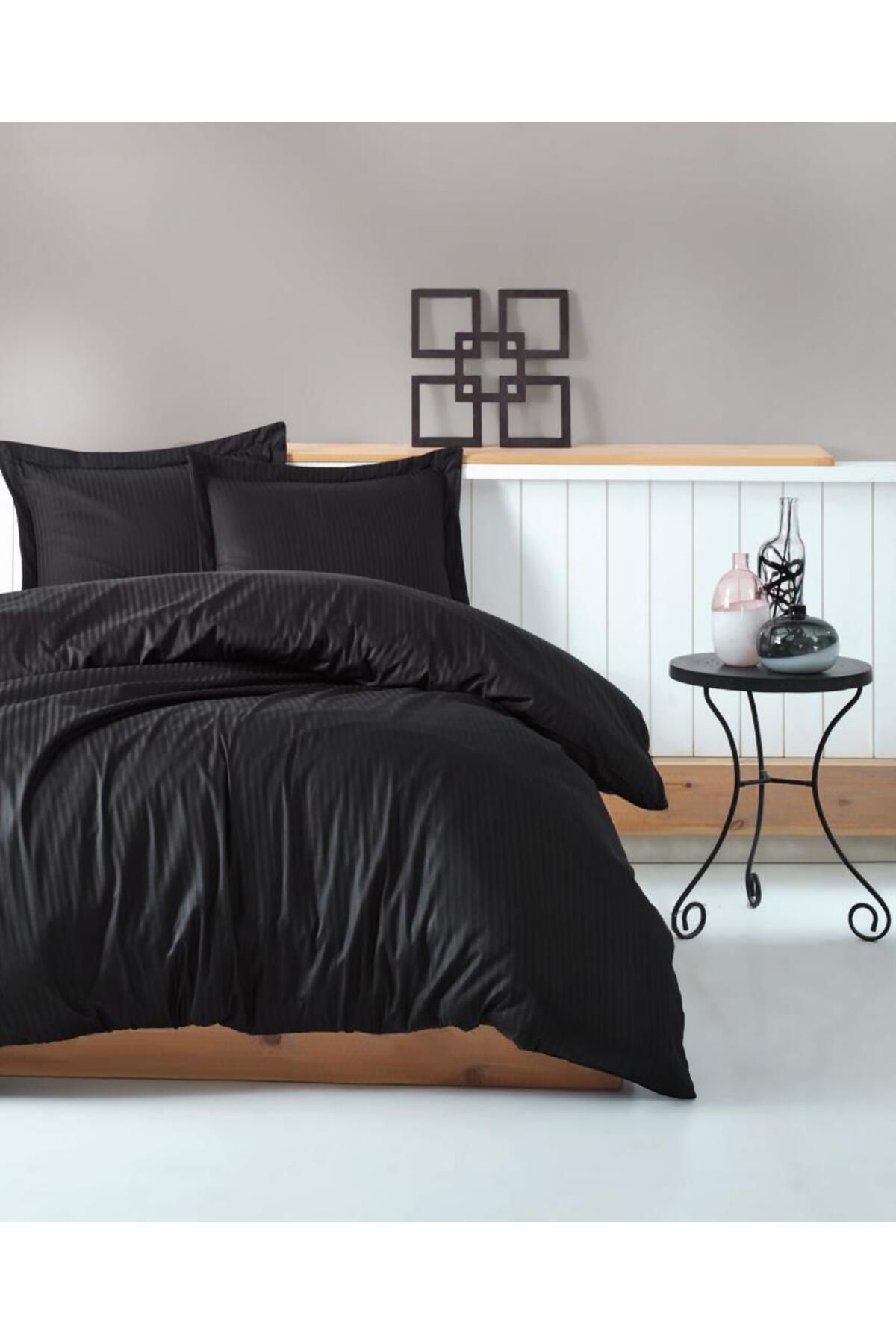 Angoravi Çift Kişilik Saten Nevresim Takımı Elegante Stripe Siyah