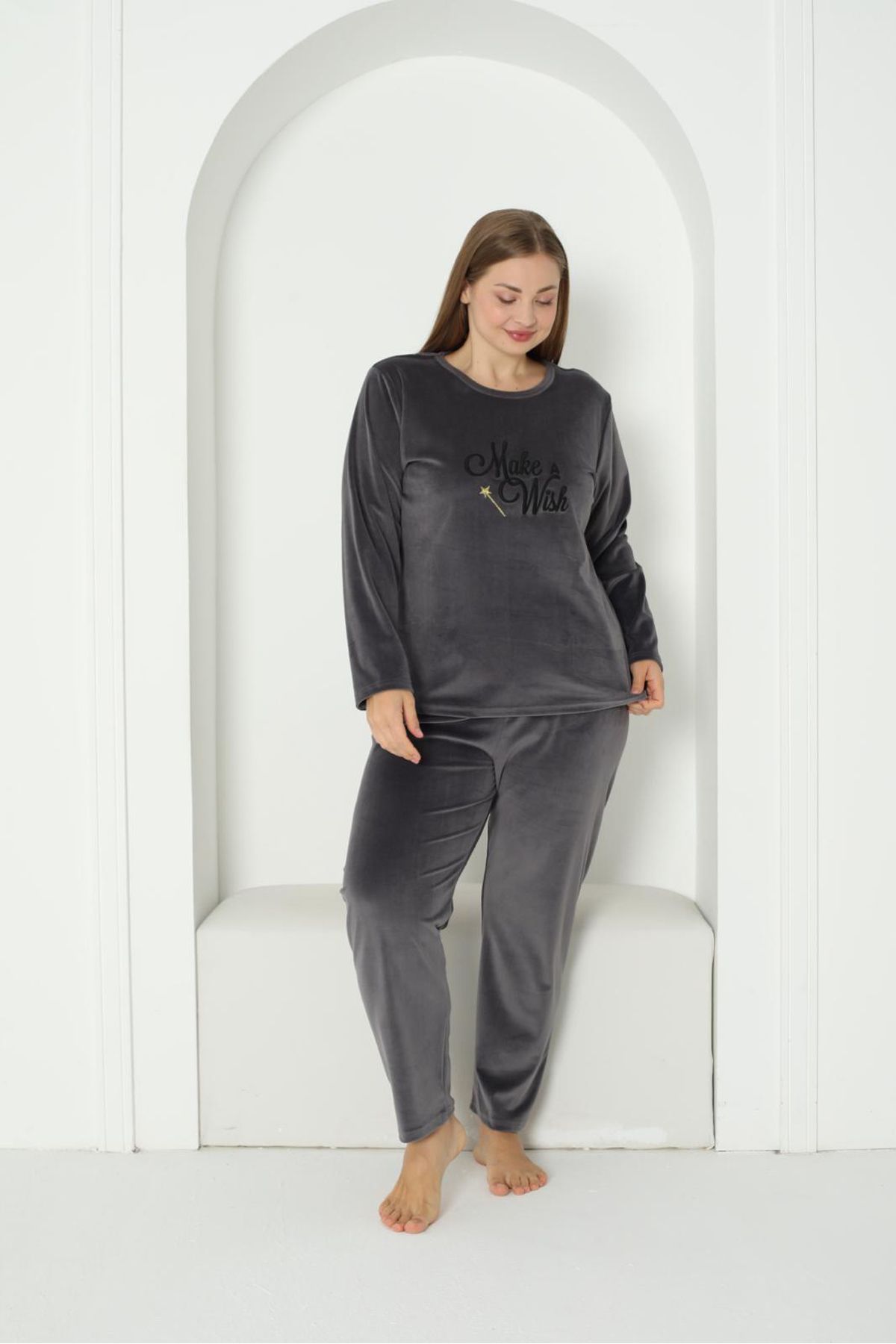 SEBOTEKS-Soft Textured Velvet Large Size Women's Pajamas Set 20850 2