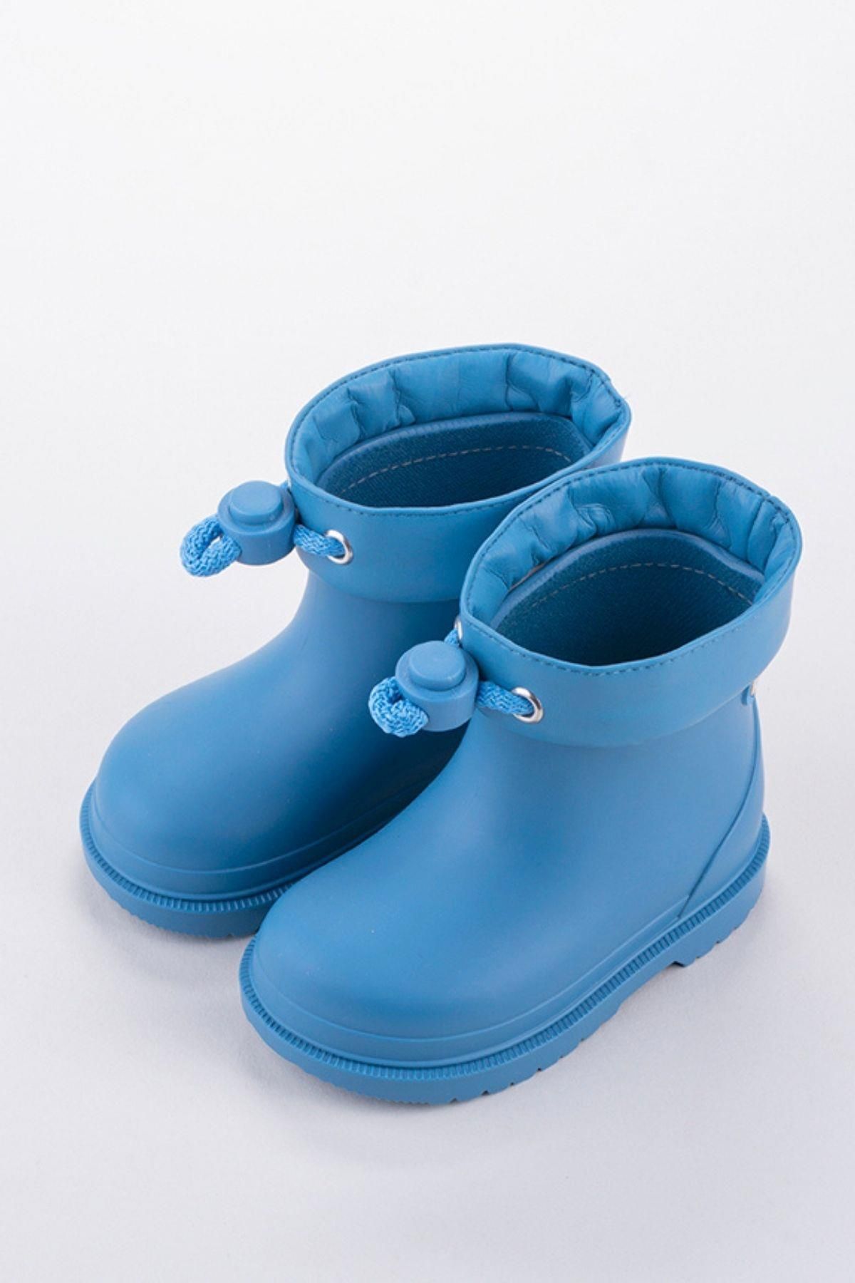 IGOR-Boots 3