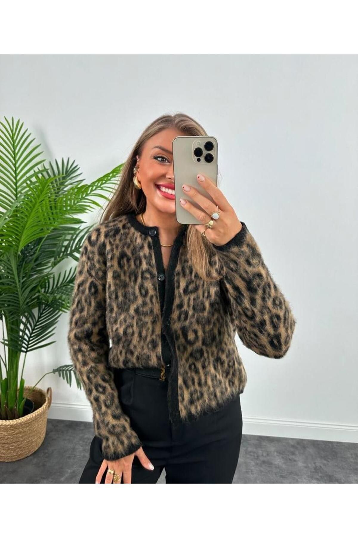 majorbe SWC NŐI YUMOŞ KARDIGÁN KASZMÍR TEXTÚRÁLT LEOPÁRD KARDIGÁN