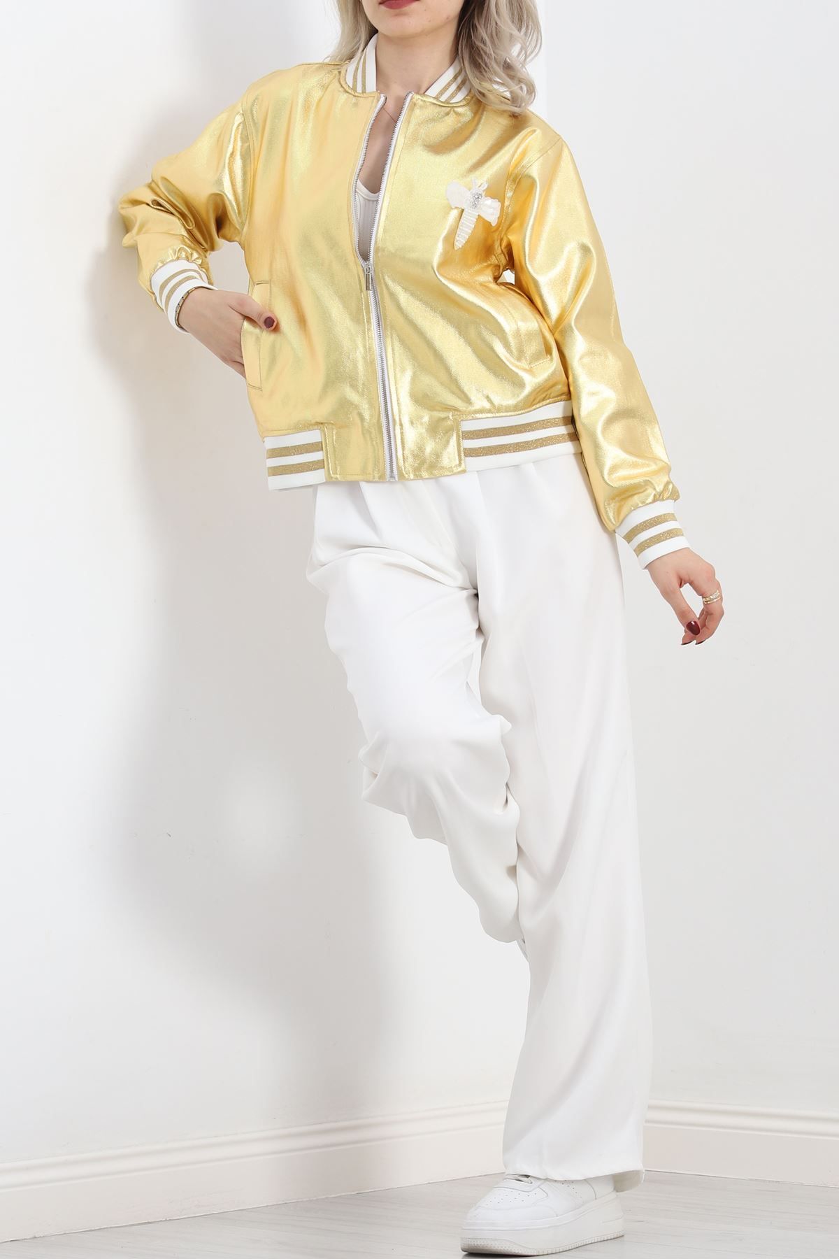 ZANBUTİK-Gold Foil Bomber Jacket - 2614.1367. 2