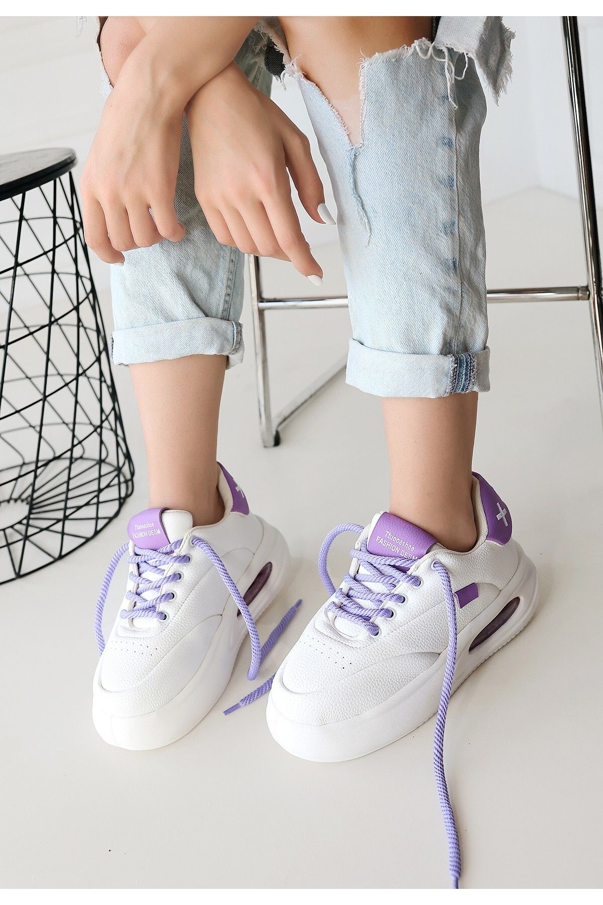 Ceet Markets-White Leather Lilac Detailed Lace up Sneakers 1