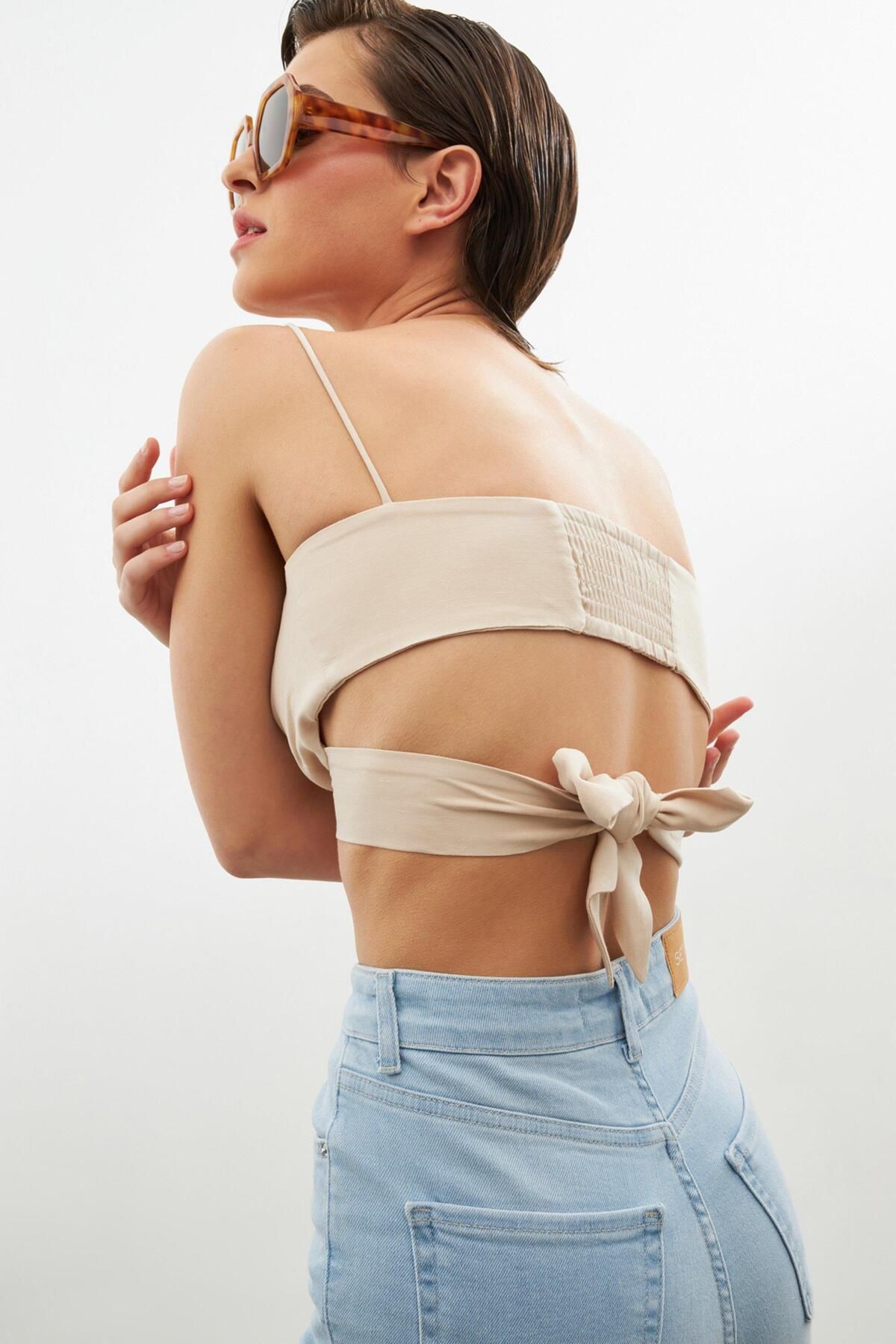 Setre-Beige Thin Strap Crop Blouse 3