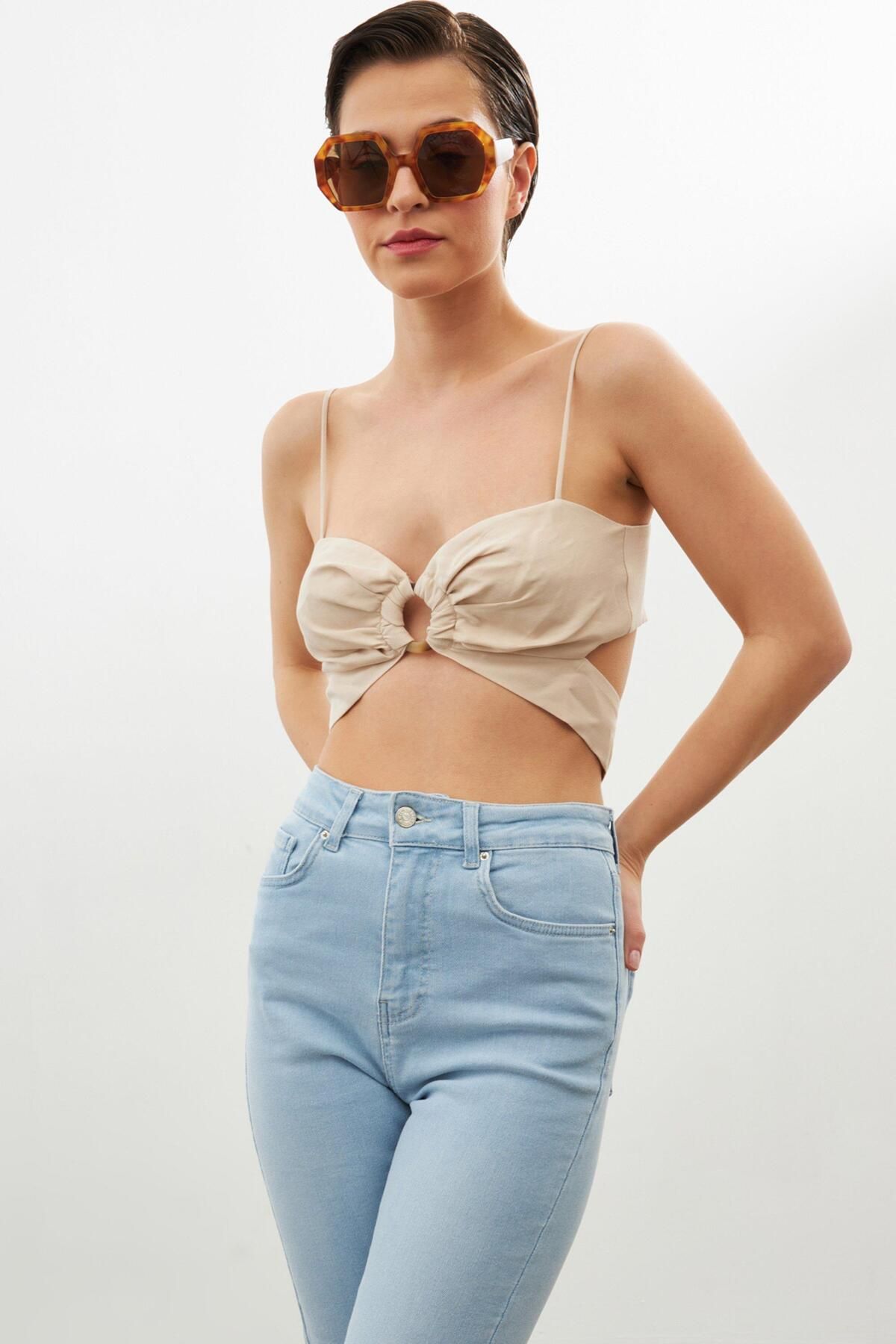 Setre-Beige Thin Strap Crop Blouse 2