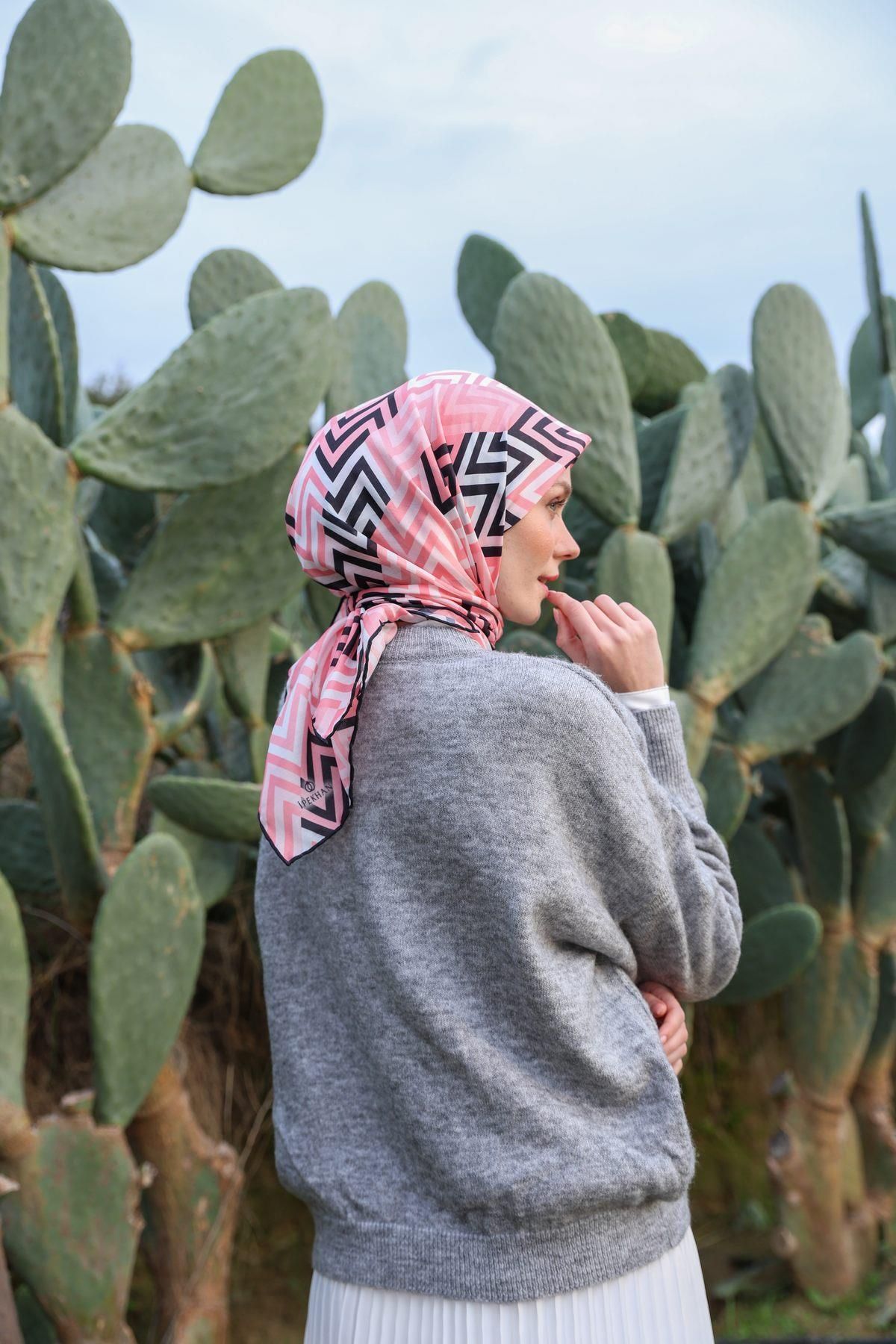 İpekhan-LunaLiner Pattern Soft Scarf Black Pink 1166-12 3