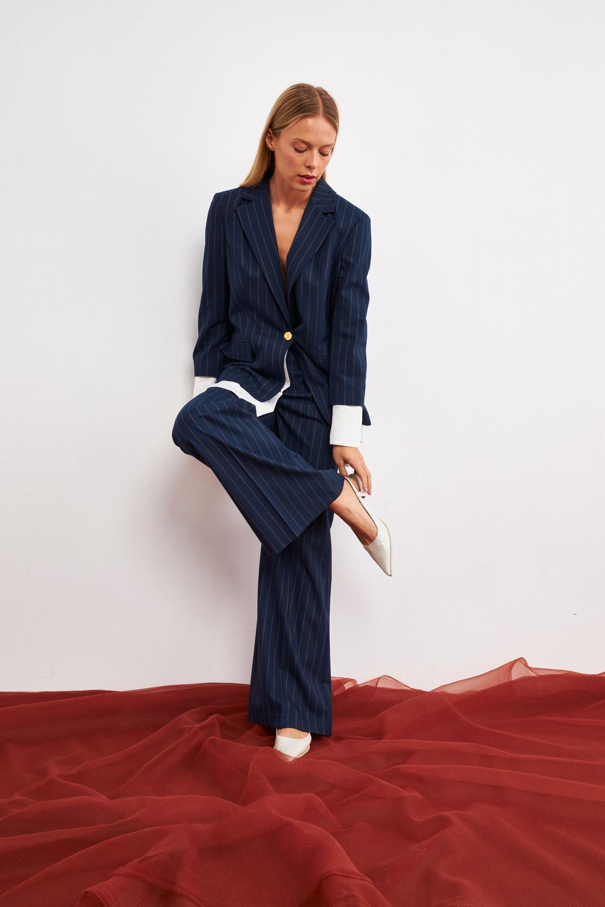 Setre-Navy Blue Navy Blue Striped Double Suit with Sleeve Detail 4