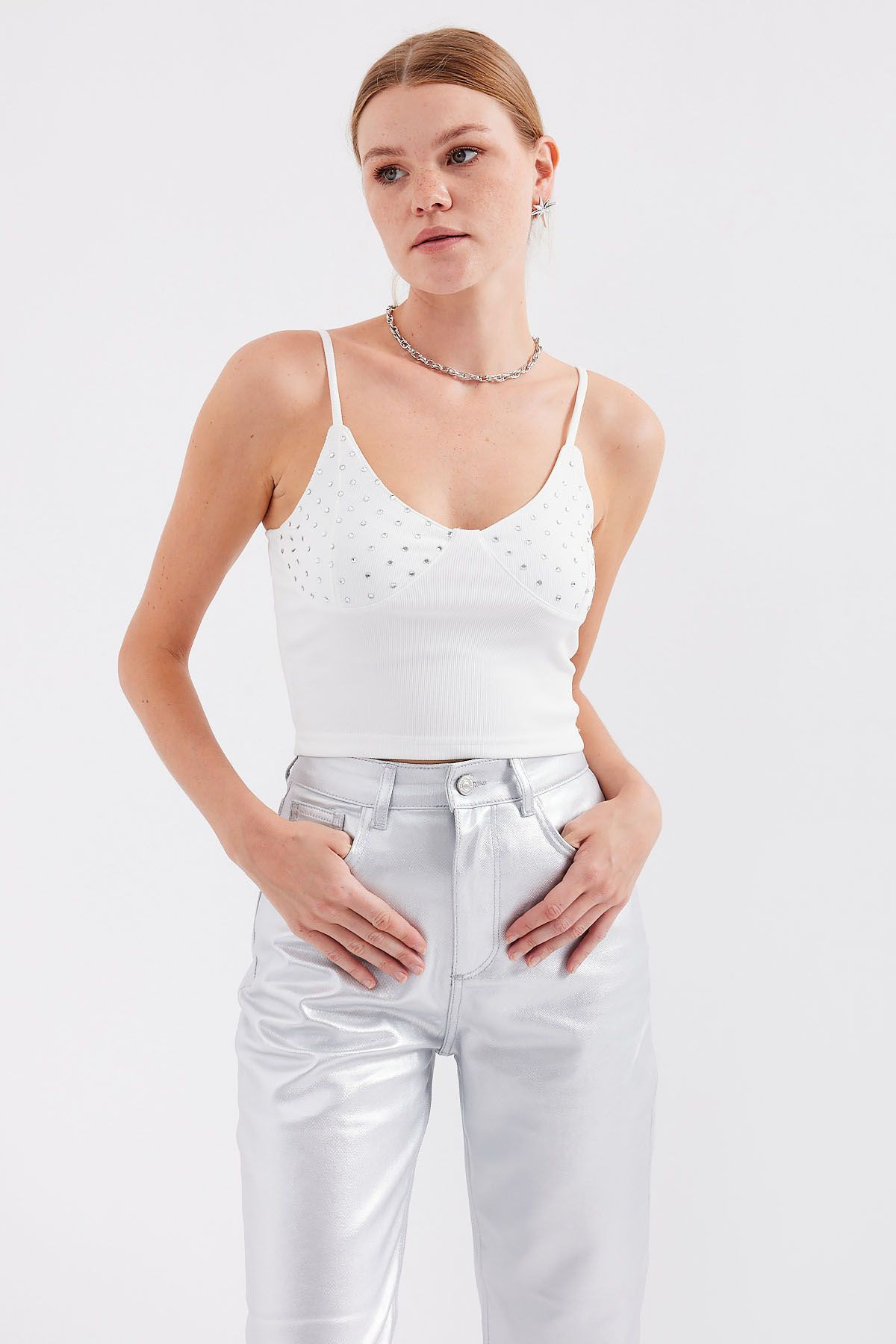 Bigdart-918 Model White Rope Strap Crop Top 4