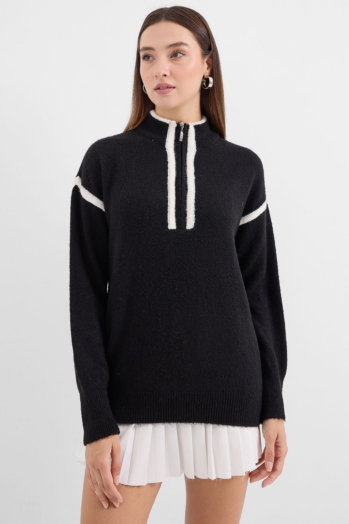 Bigdart-Oversized Zippered Women's Sweater - Black 3