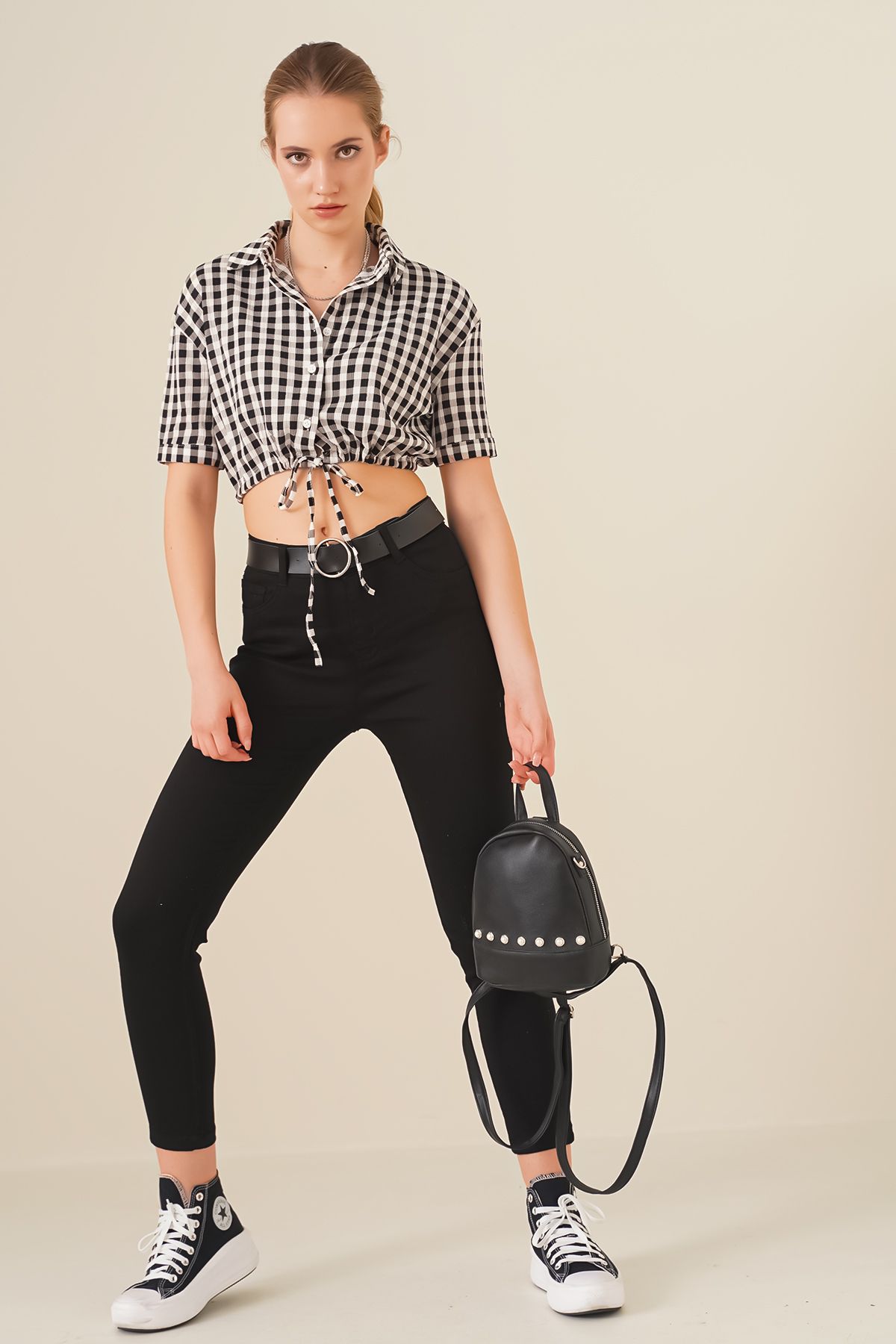 complete the look image
