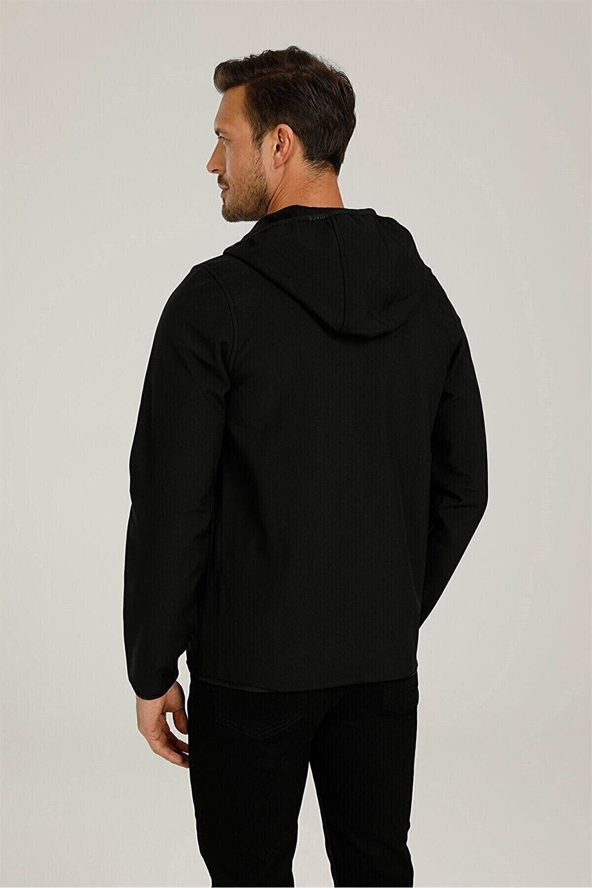 complete the look image
