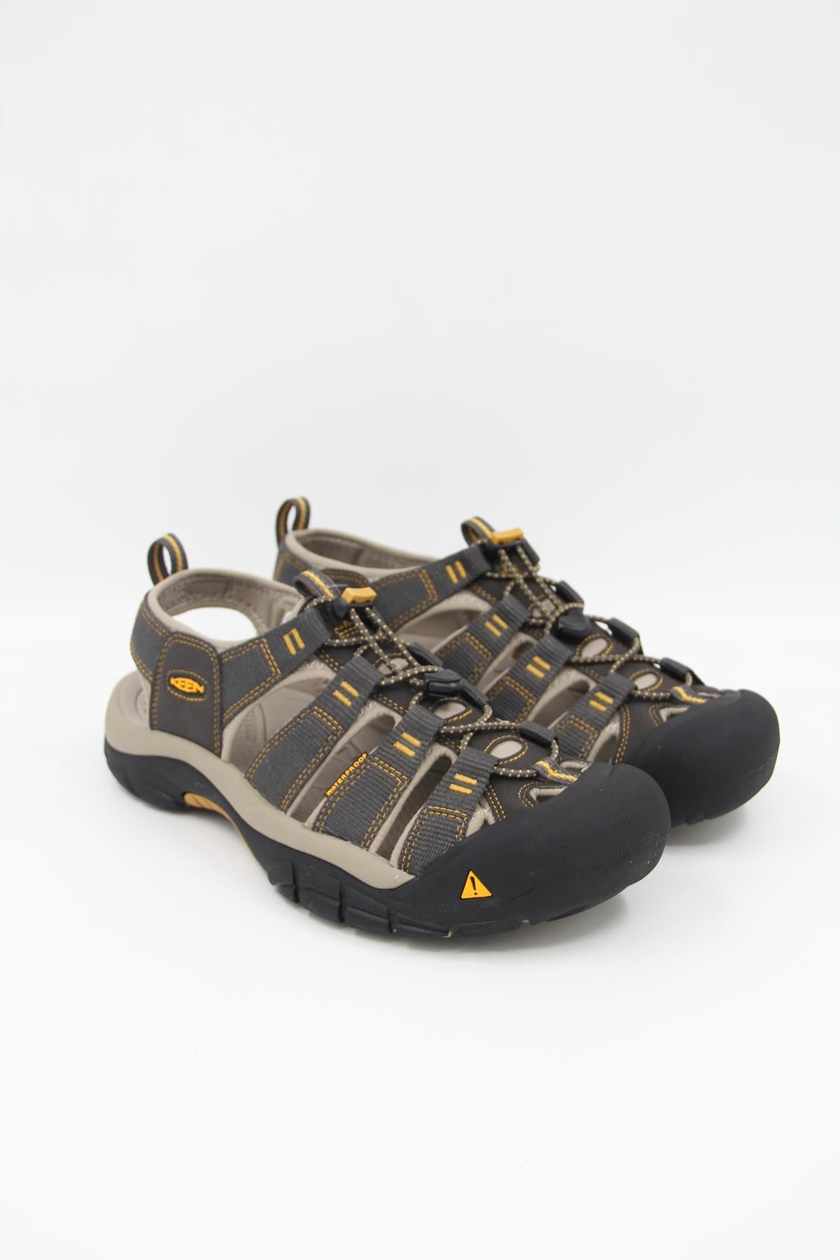 Keen-1008399 Newport H2 Outddor Sandals Black 2