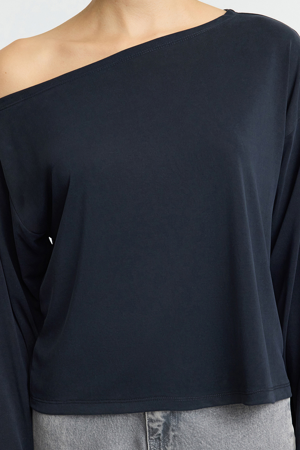 Trendyolmilla  Antrasit More Sustainable Kayık Yaka Relaxed/Rahat Kesim Modal Örme Bluz TWOAW25BZ00282 - Görsel 4