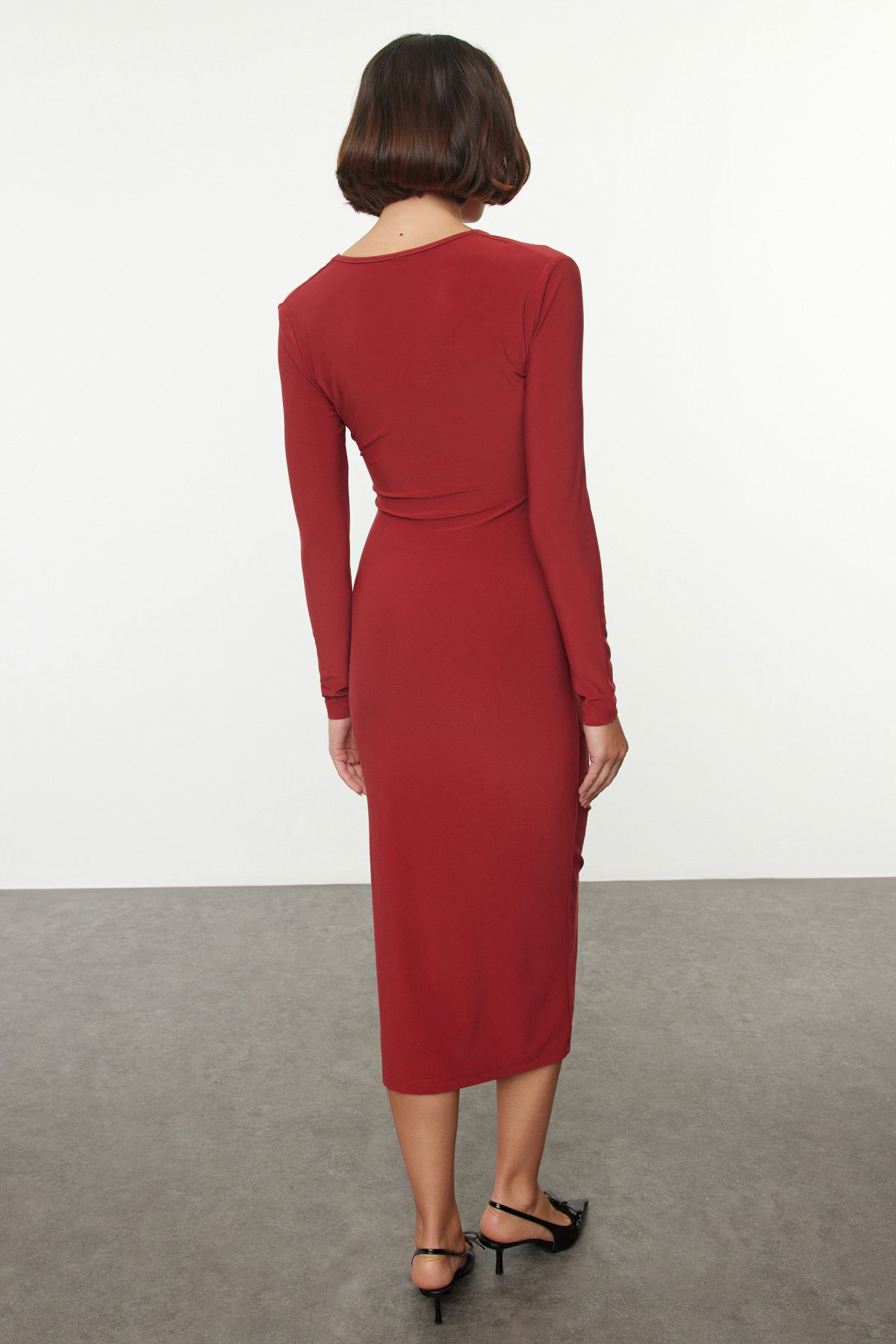Trendyol Collection-Rochie tricotată midi elastică - adunare solidă, decolteu în V, lungime midi - TWOAW24EL00197 5