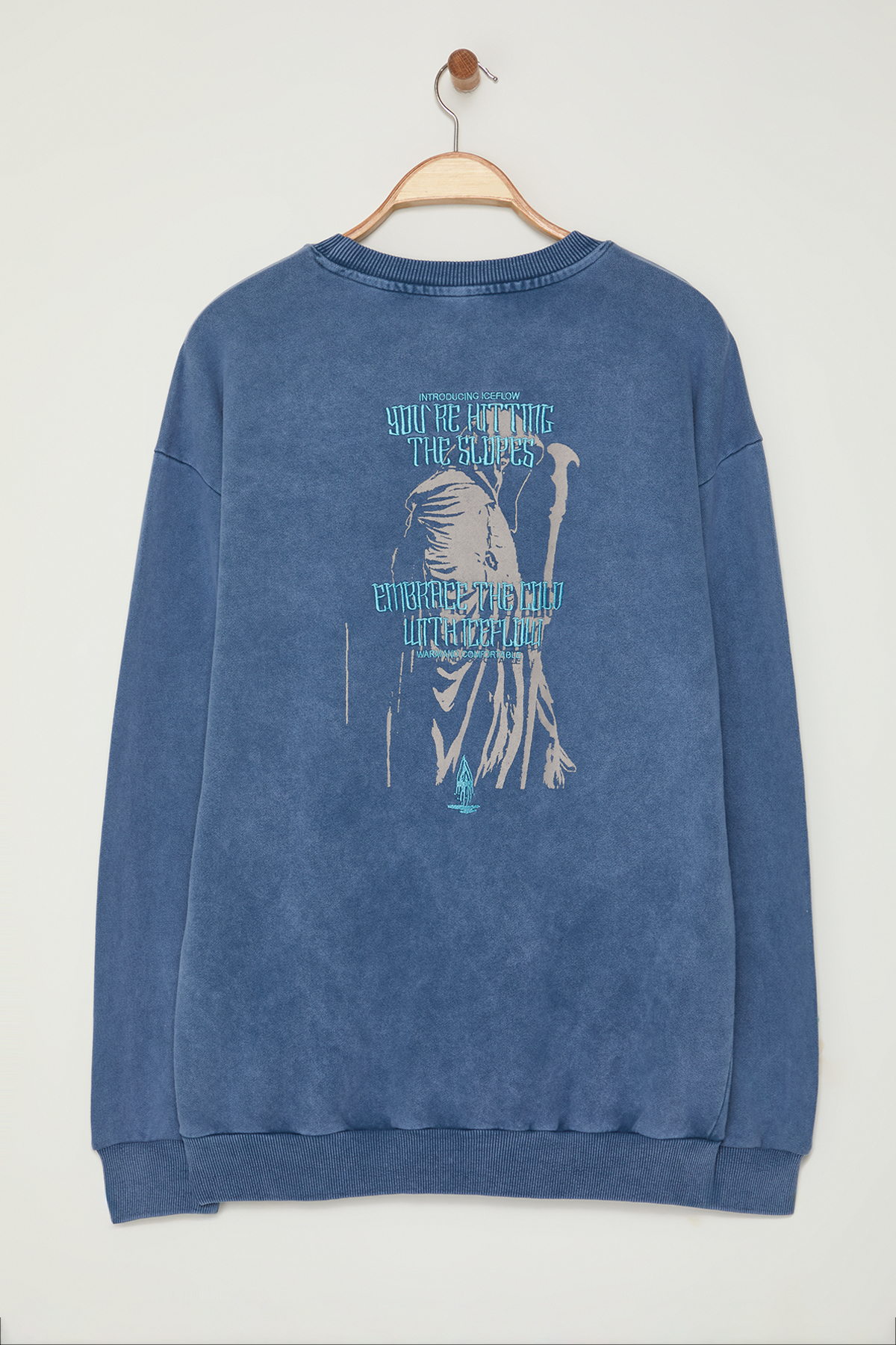  Trendyolmilla Man Indigo Oversize/Geni? Kesim %100 Pamuk Soluk Efektli Mistik Temal? Sweatshirt