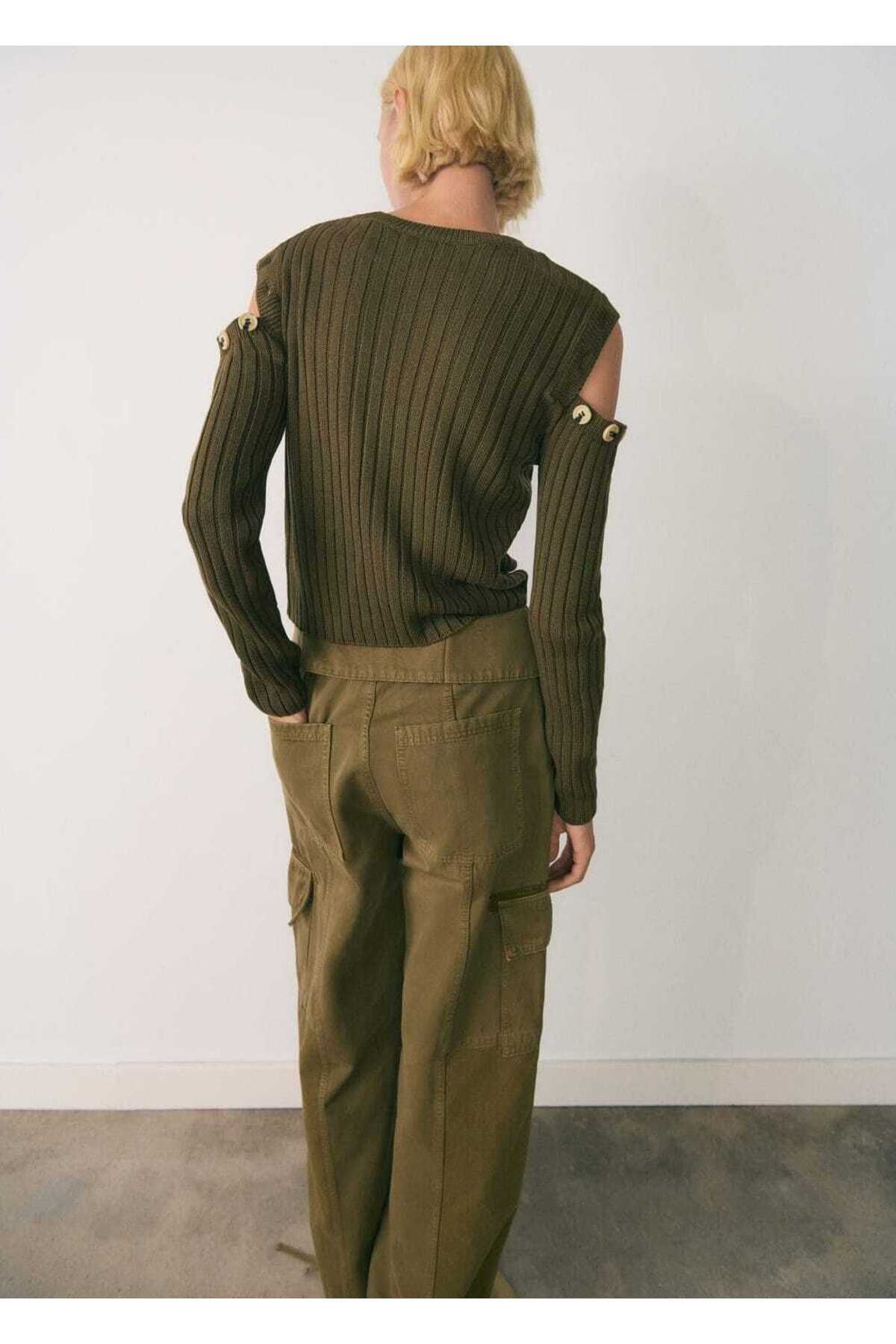 MANGO Woman-Shoulder Buttoned Sweater 4
