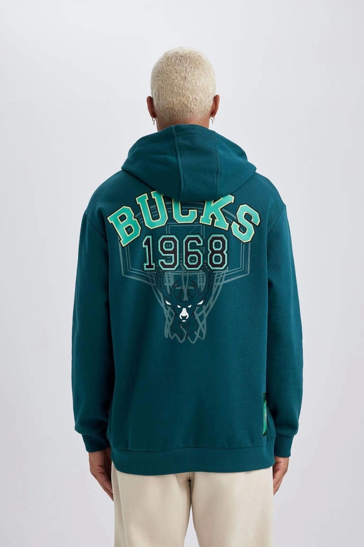 DeFacto-A9675 Nba Milwaukee Bucks Sweatshirt 8