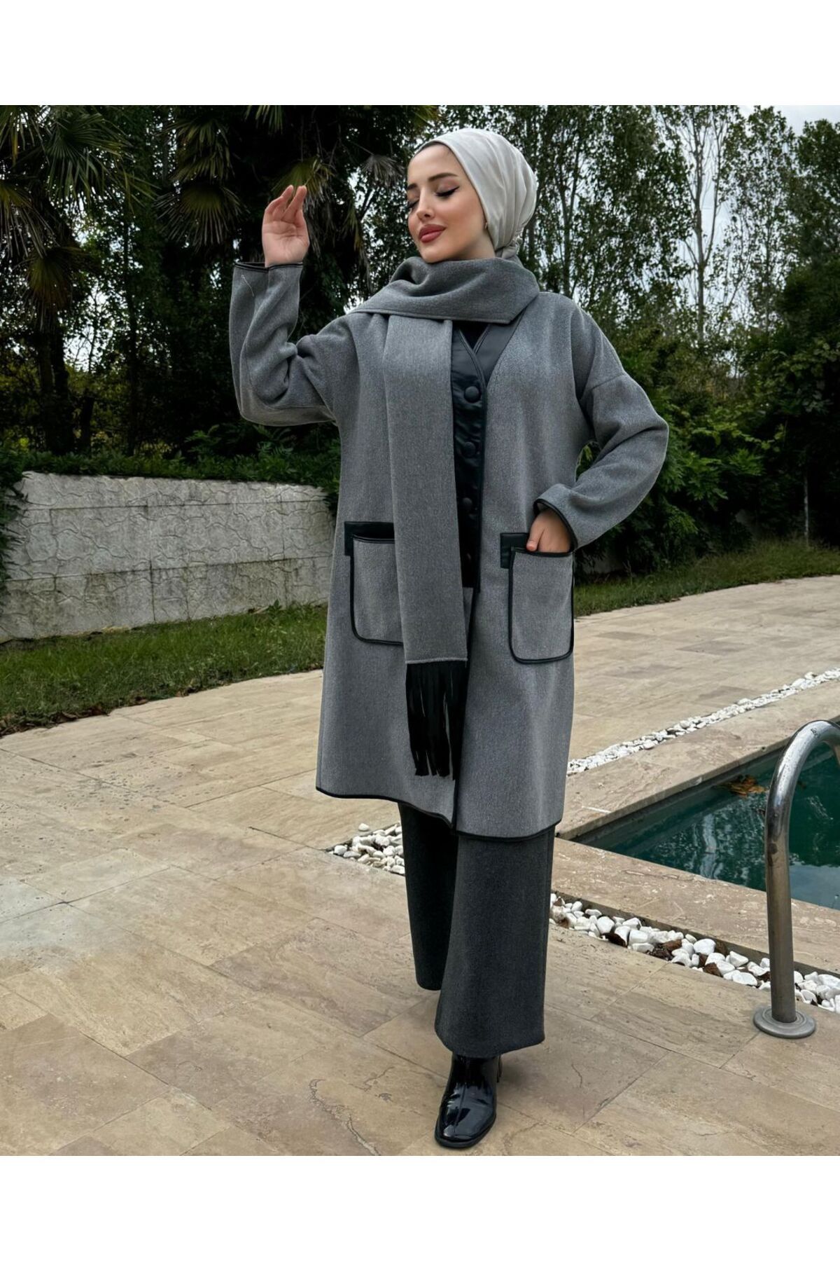 Vizyon Park-Cap & Abaya - Gray - Regular 1