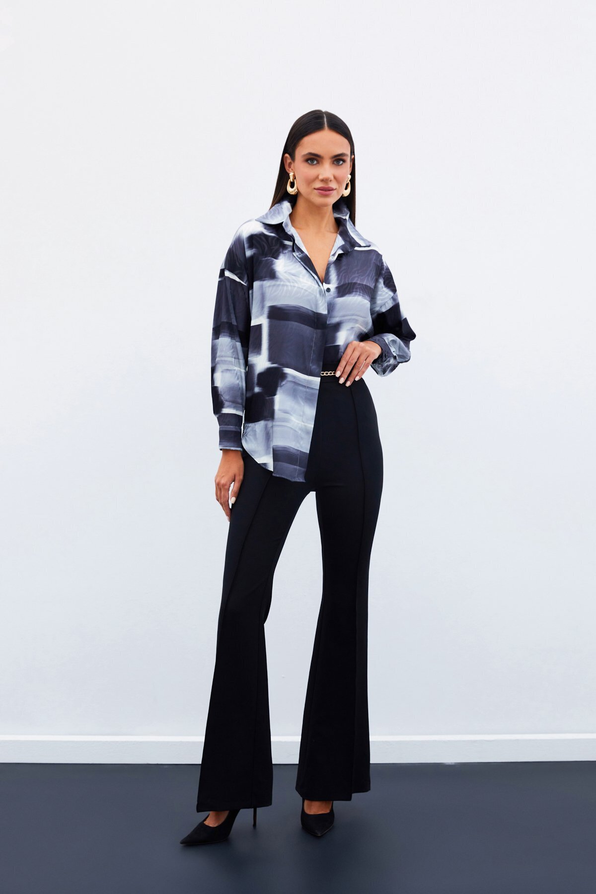 Sateen-Patterned Long Shirt - BLACK 4