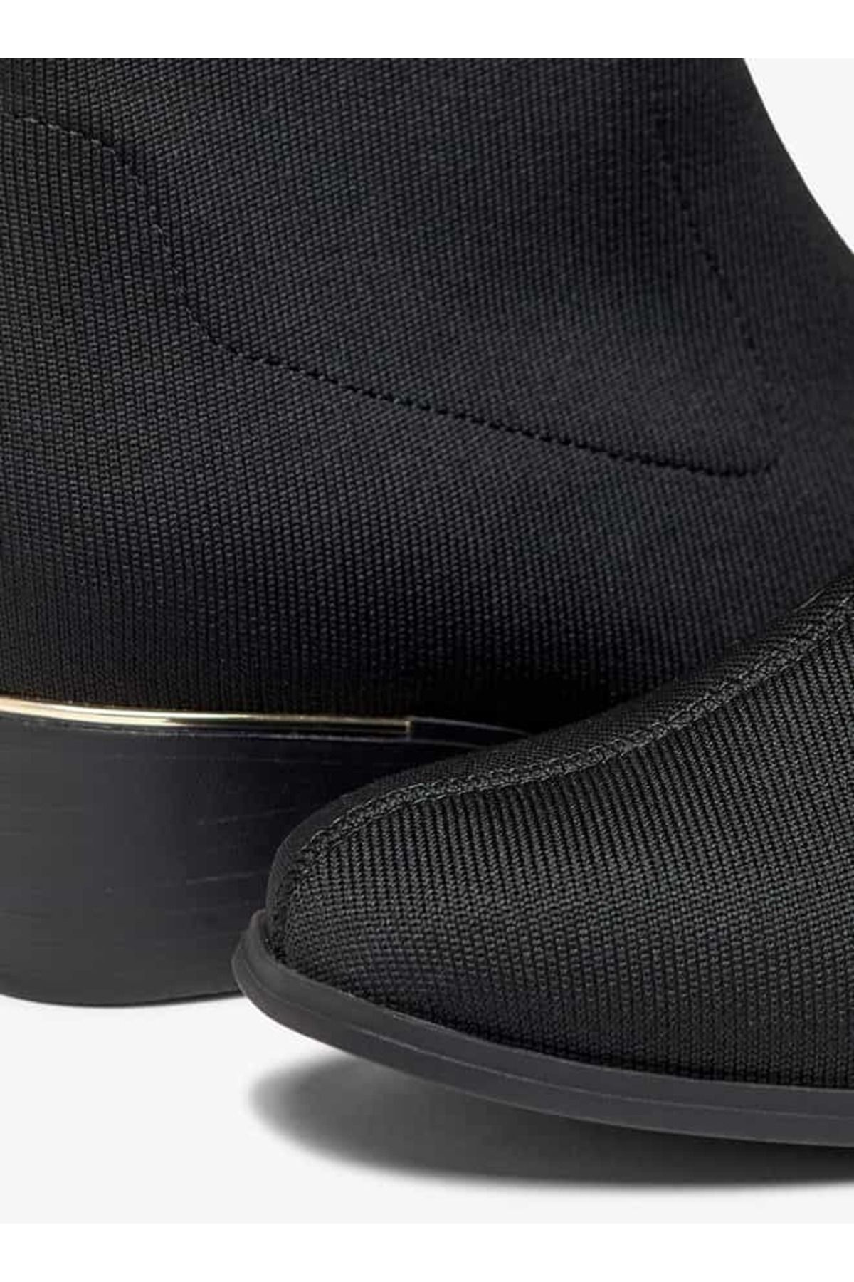 Flora Bella by Shoexpress-Flora Bella Solid Slip-On Ankle Boots with Block Heels 5