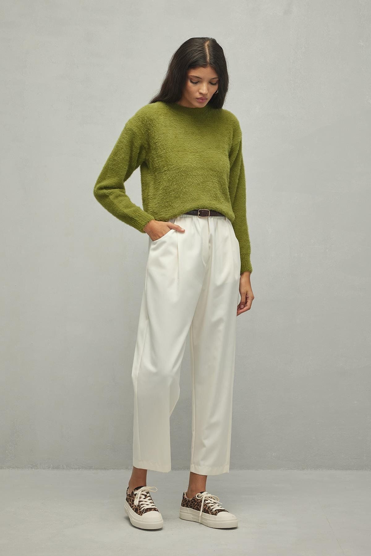 Fahhar-Oil Green Soft Crop Sweater 3