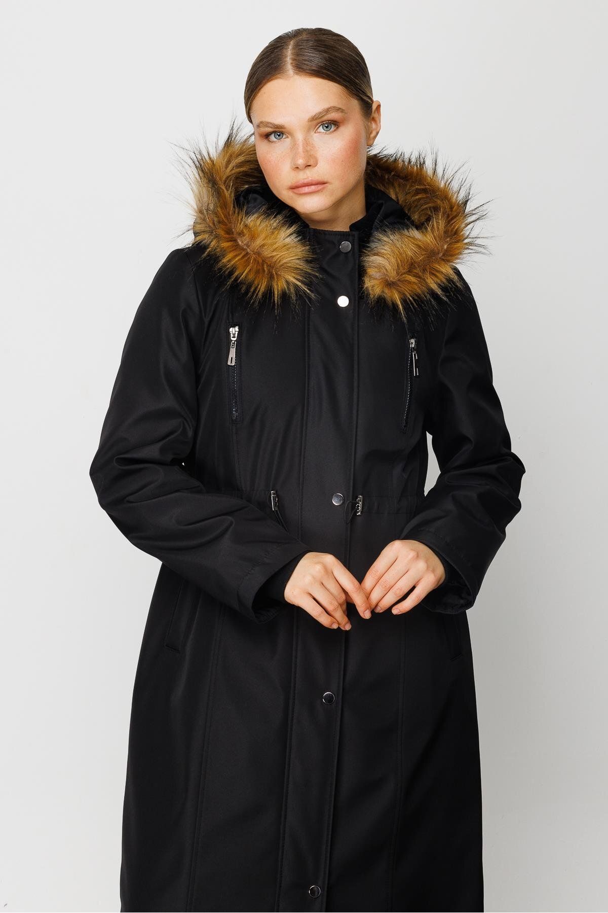 Micca-Black Quilted Coat - Sports and Timeless, Lined and Furry, All Size 7