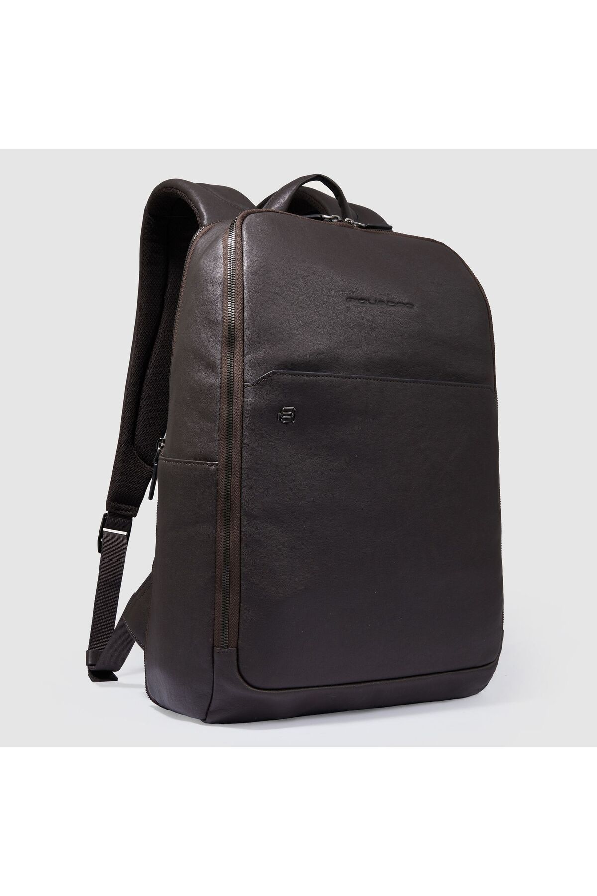 PIQUADRO-Black Square Daypack Leather 38 cm Laptop compartment 3