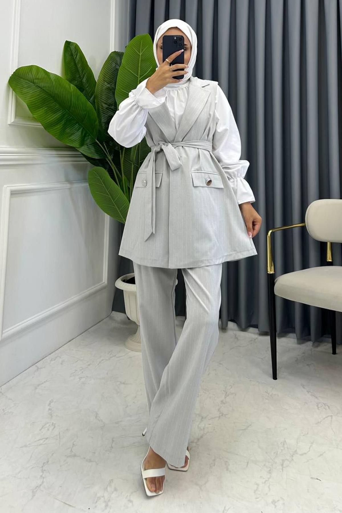 miqa butik-Light Gray Mady Striped Vest Set 2