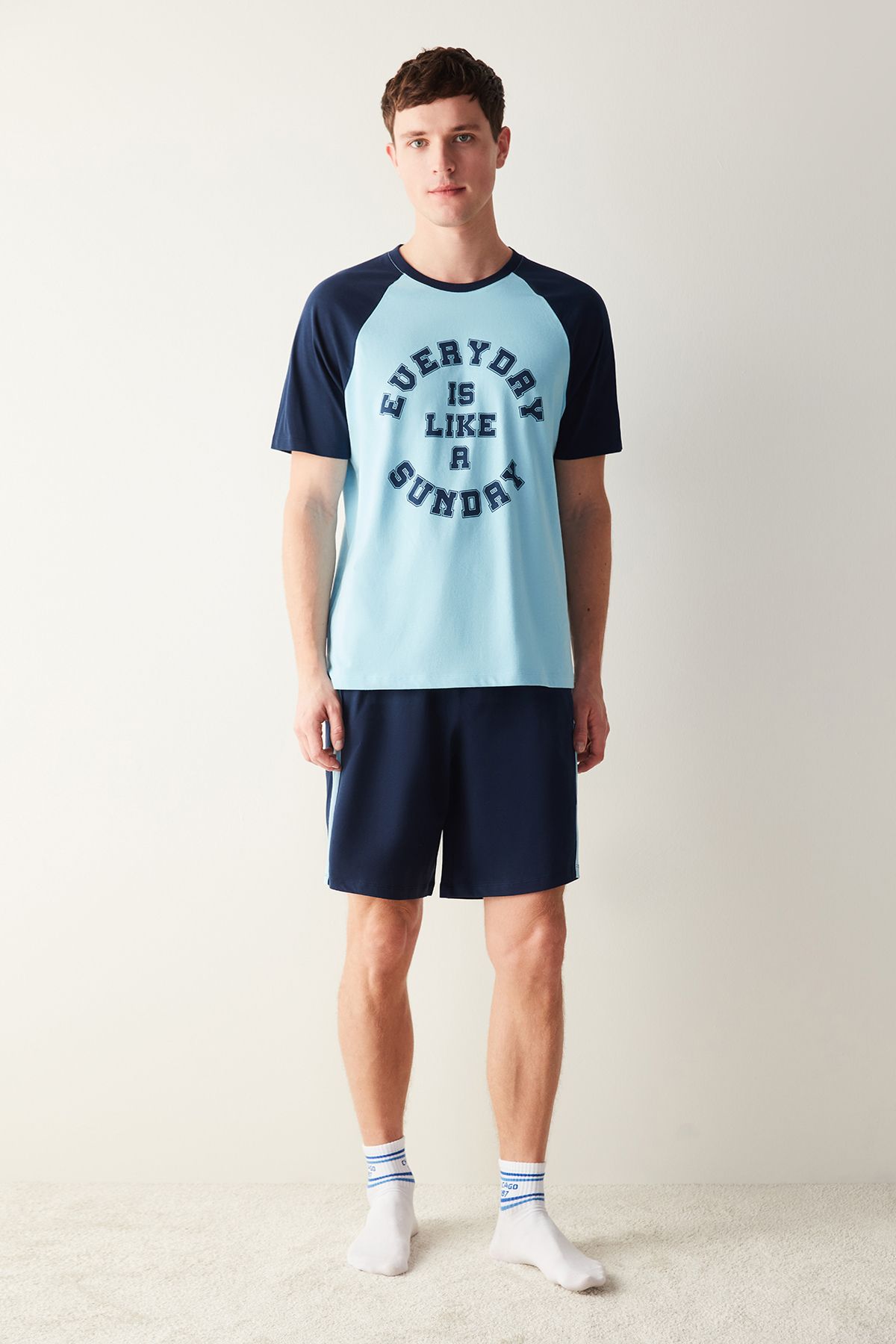 complete the look image
