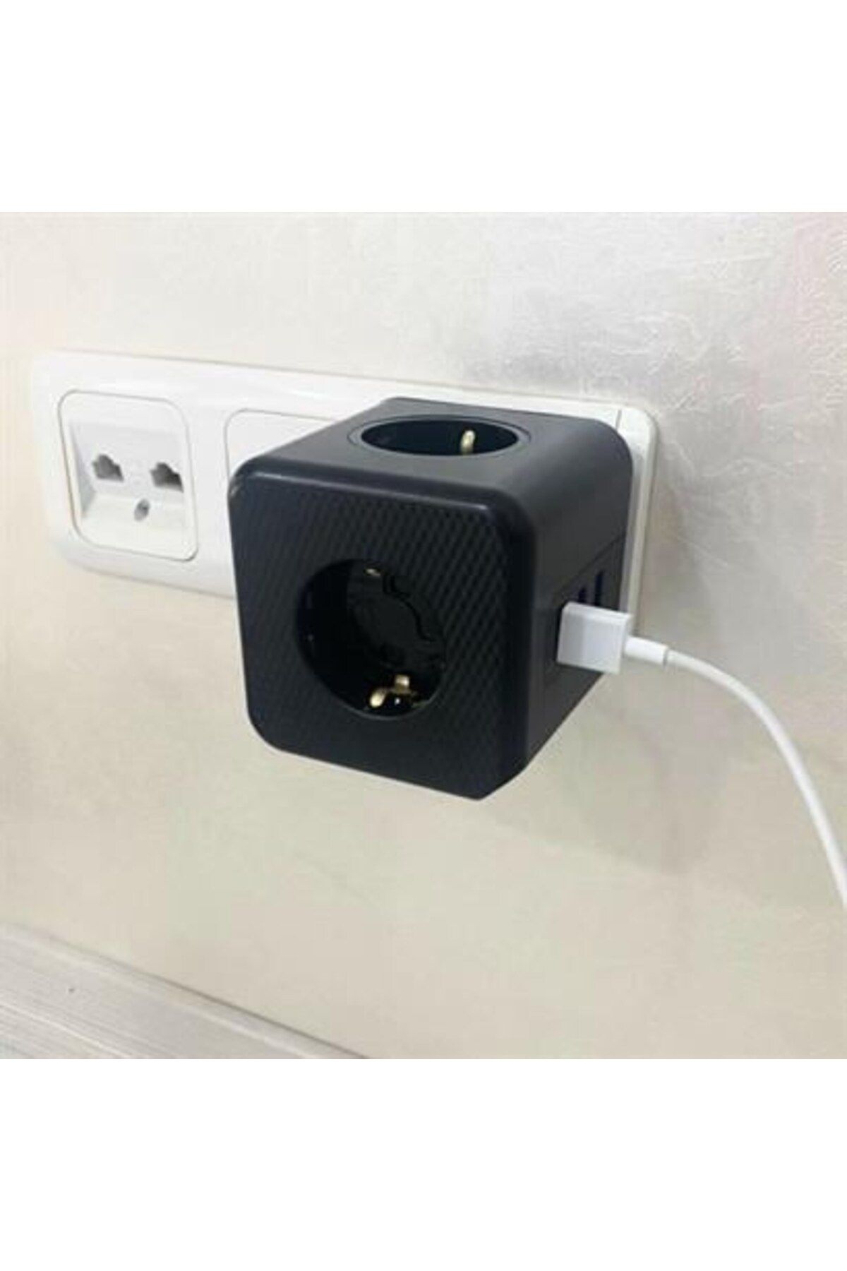 AlbiShoes-Heat Resistant Cube Socket with Thermal Current Protection and Child Protection 3 Socket Inputs 3 USB Inputs 4