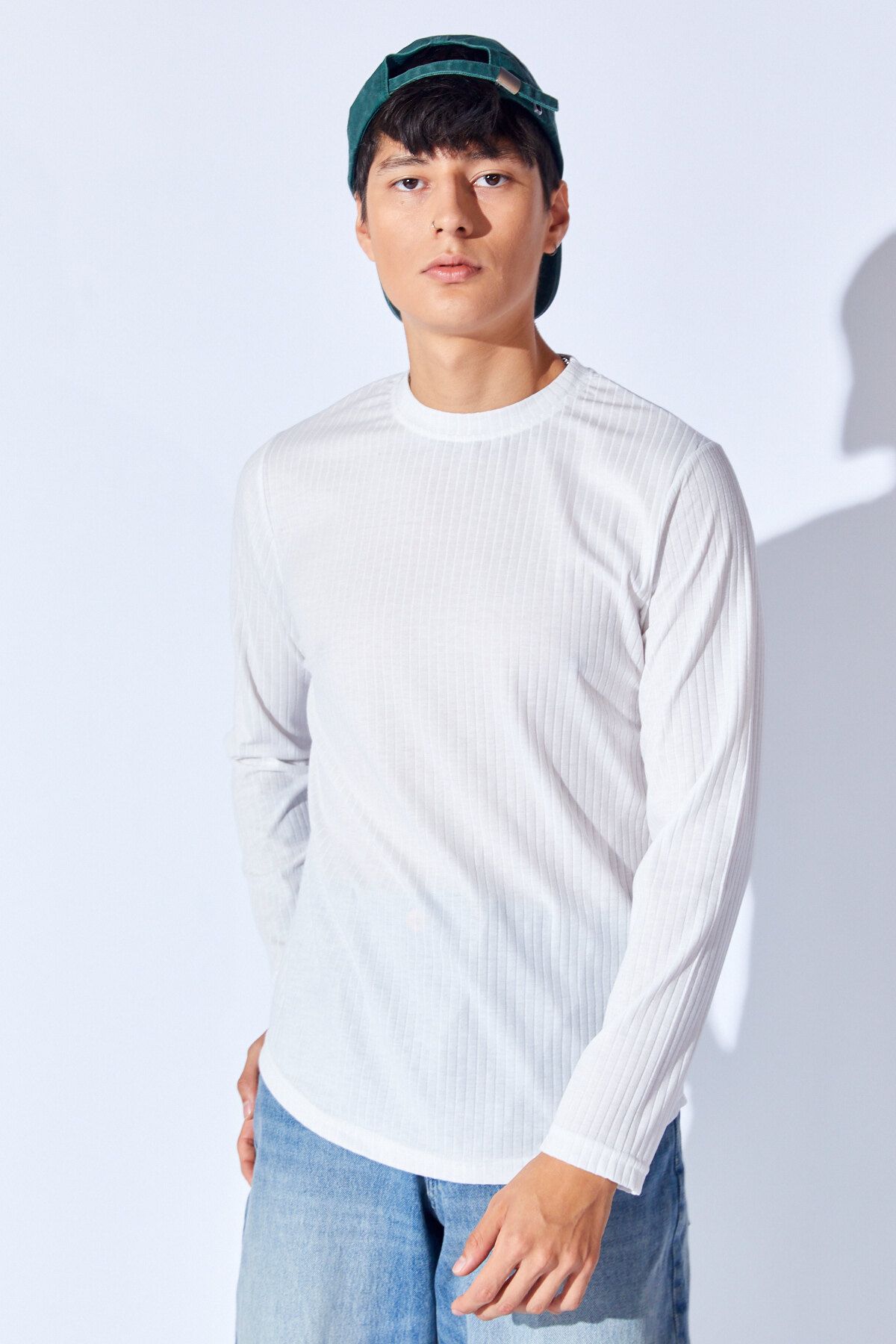 Manche-Crew Neck Jacquard Textured Fabric Slim Fit Basic Long Sleeve Men's T-Shirt |   Off White Manw 229956 -1 1