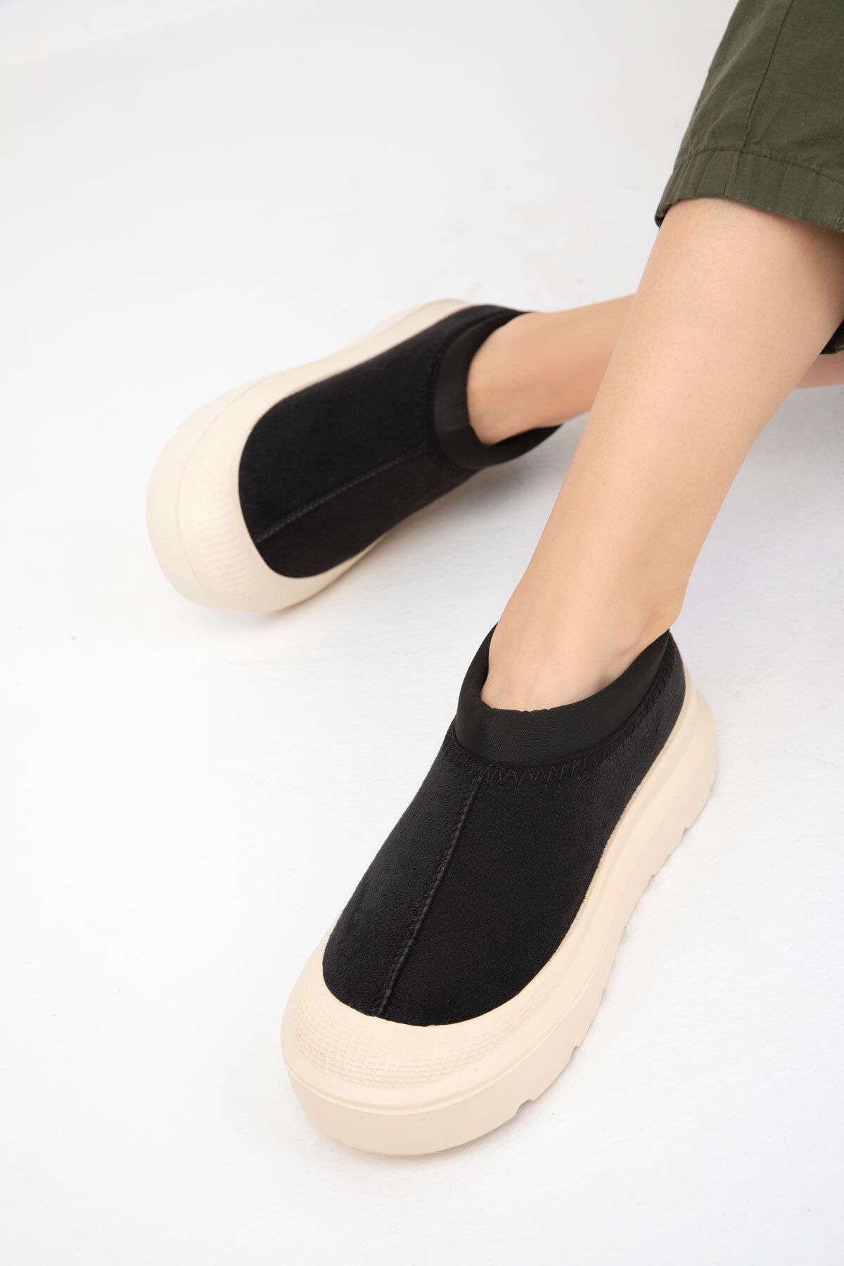 SOHO-Μαύρες γυναικείες μπότες - 19719 Model Bootie 5