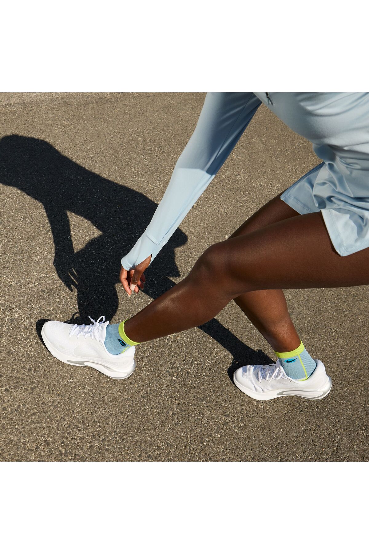 کفش Nike نایکی رانینگ سفید زنانه Journey Run اورجینال - تصویر 3