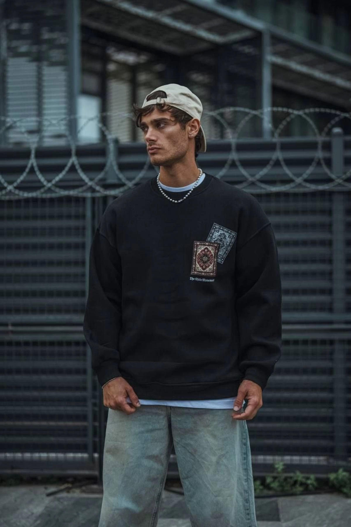 pilelistore Uzun Kol Bisiklet Yaka Baskılı SweatShirt - Siyah fotoğrafı 2 (önizleme)