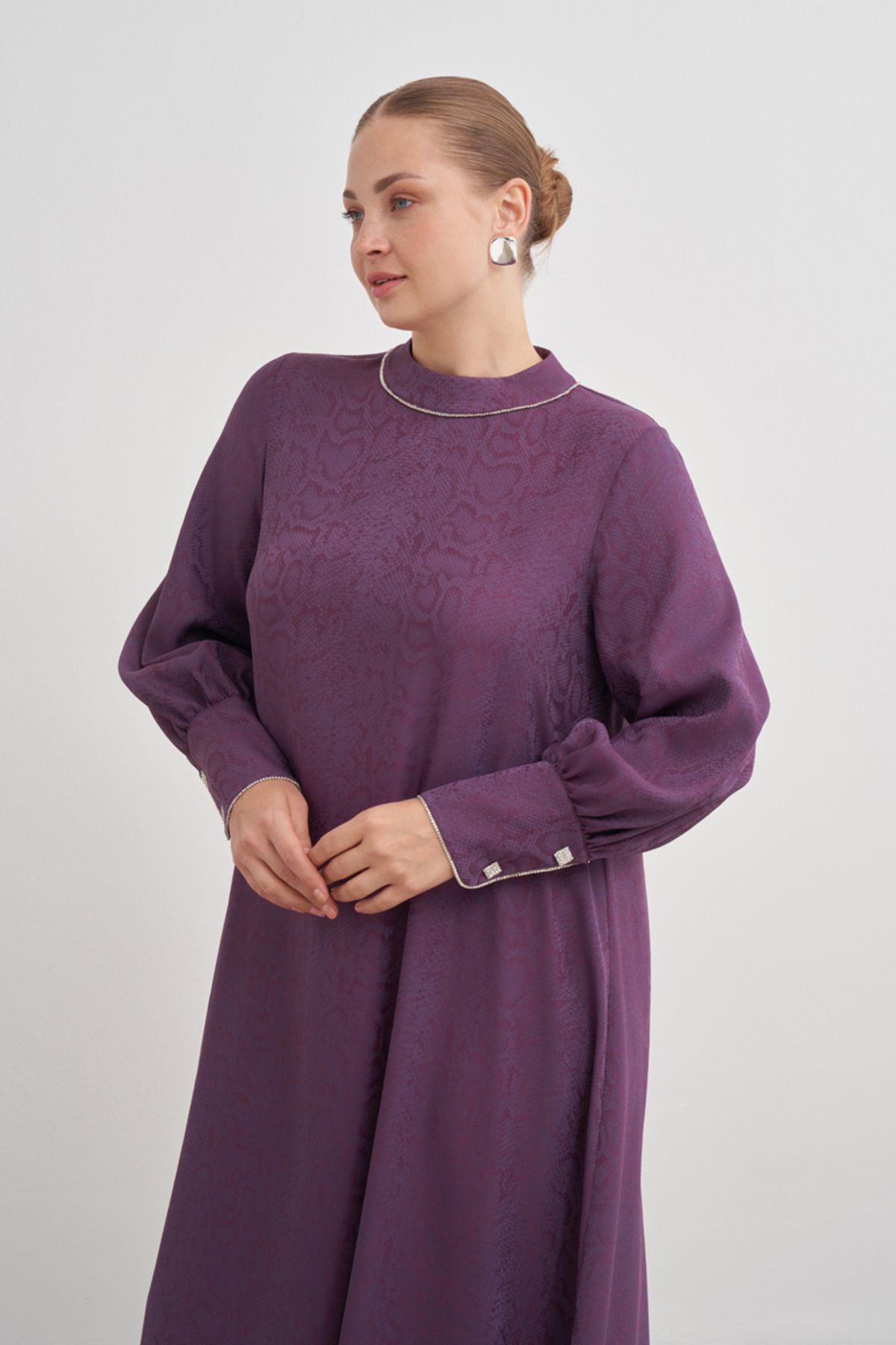 Aker-Modest Dress - Purple - Basic 2