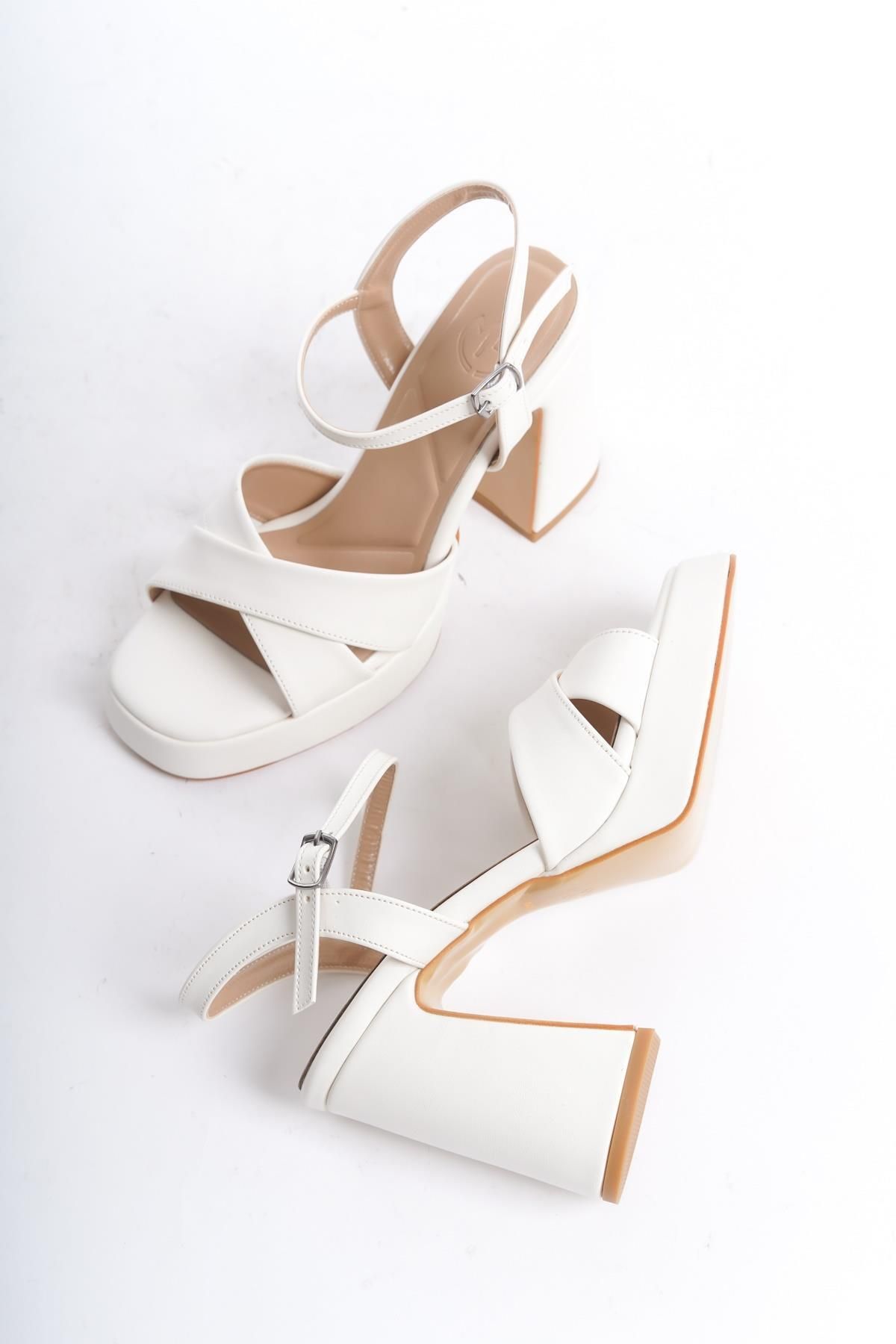 Modabuymus-White Cross-strapped Thick Platform Heeled Sahara Shoes 2