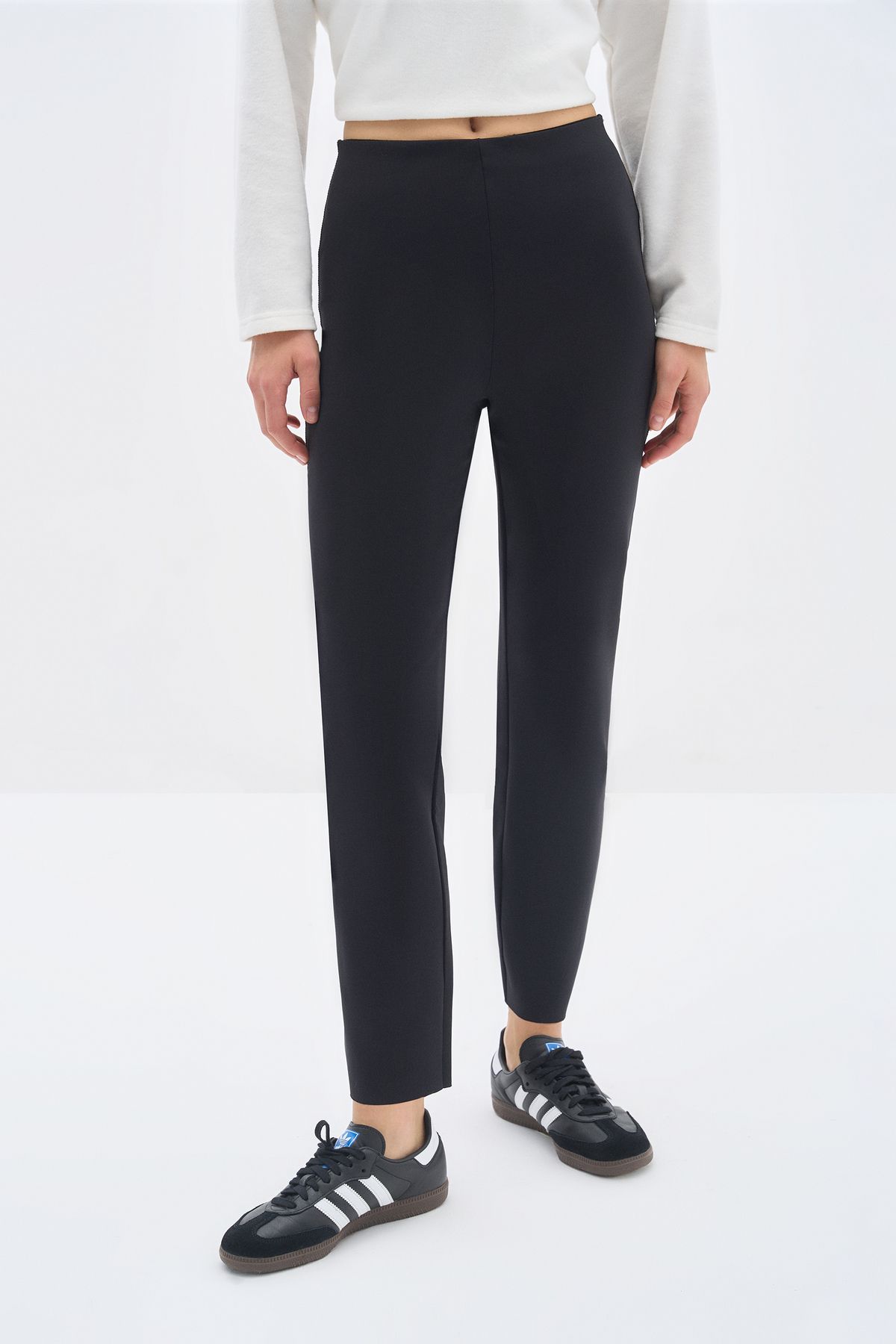 Wear Three Points-Edge Pants - Neoprene Look Soft Anti-Slip Fabric High Waist Slim Fit Black Pants 2