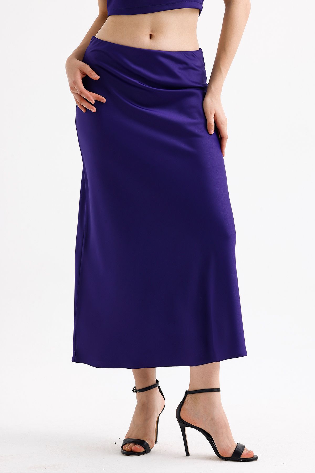 Sense-Quality Z. Satin Long Skirt with Elastic Waist |   Etk35736 Saks 6