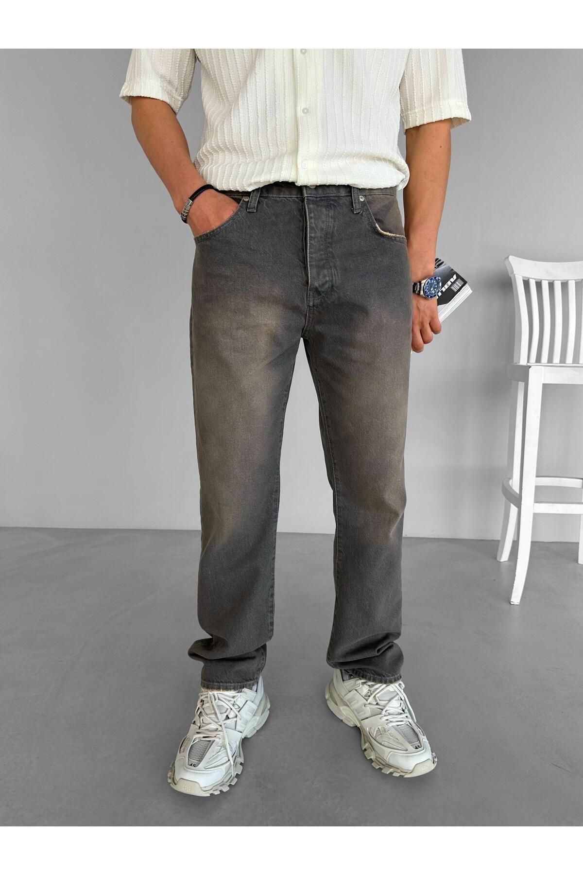 complete the look image