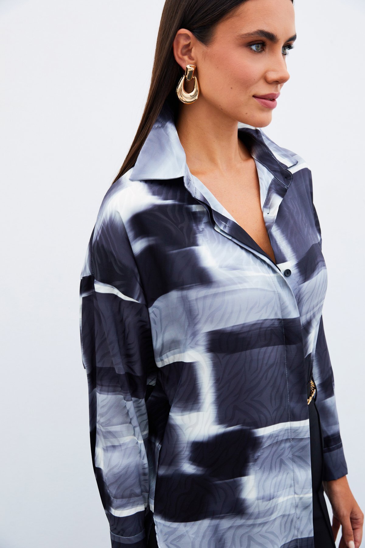 Sateen-Patterned Long Shirt - BLACK 7