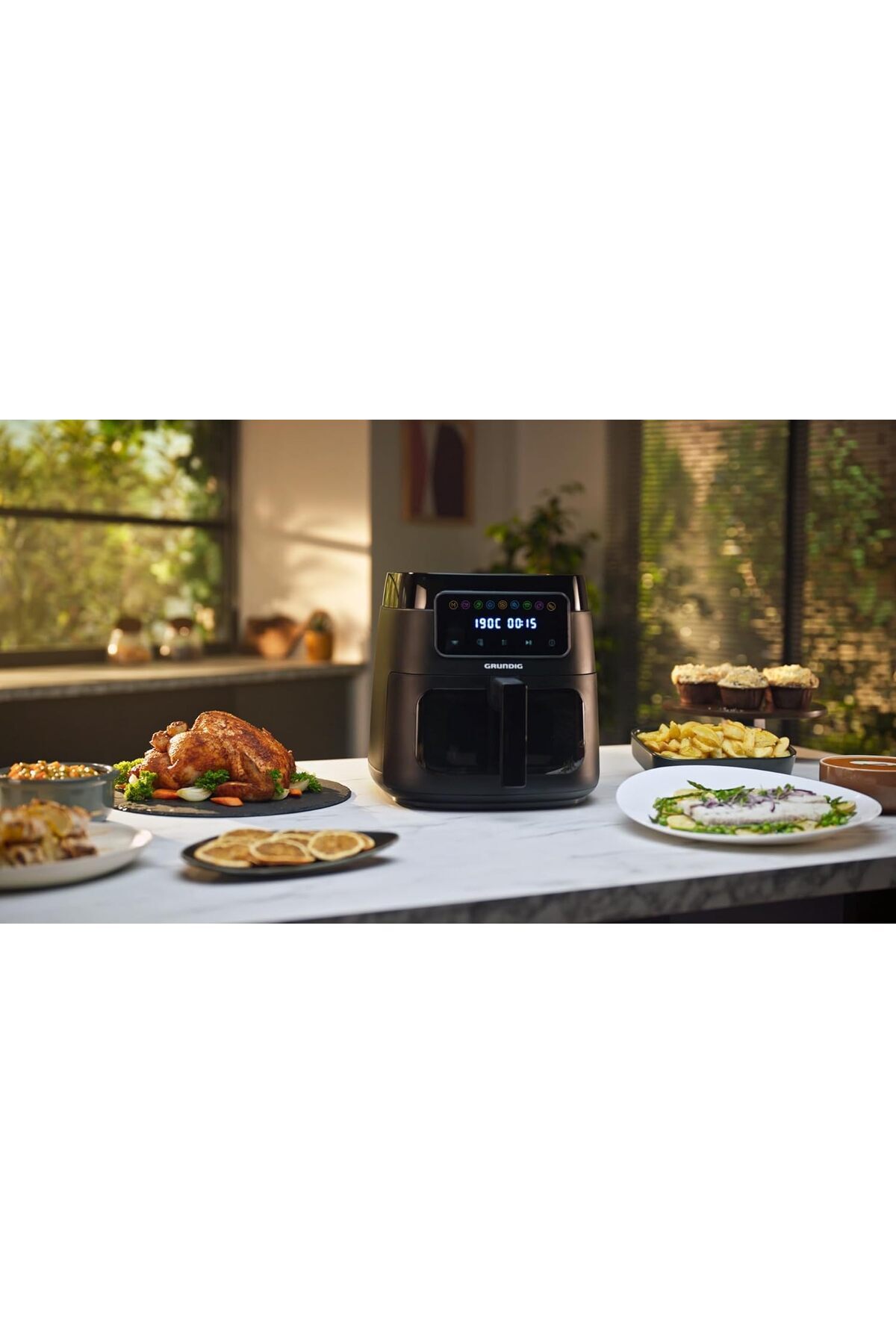 Grundig AirFit XXL Camlı Airfryer 7,6 Litre - Siyah