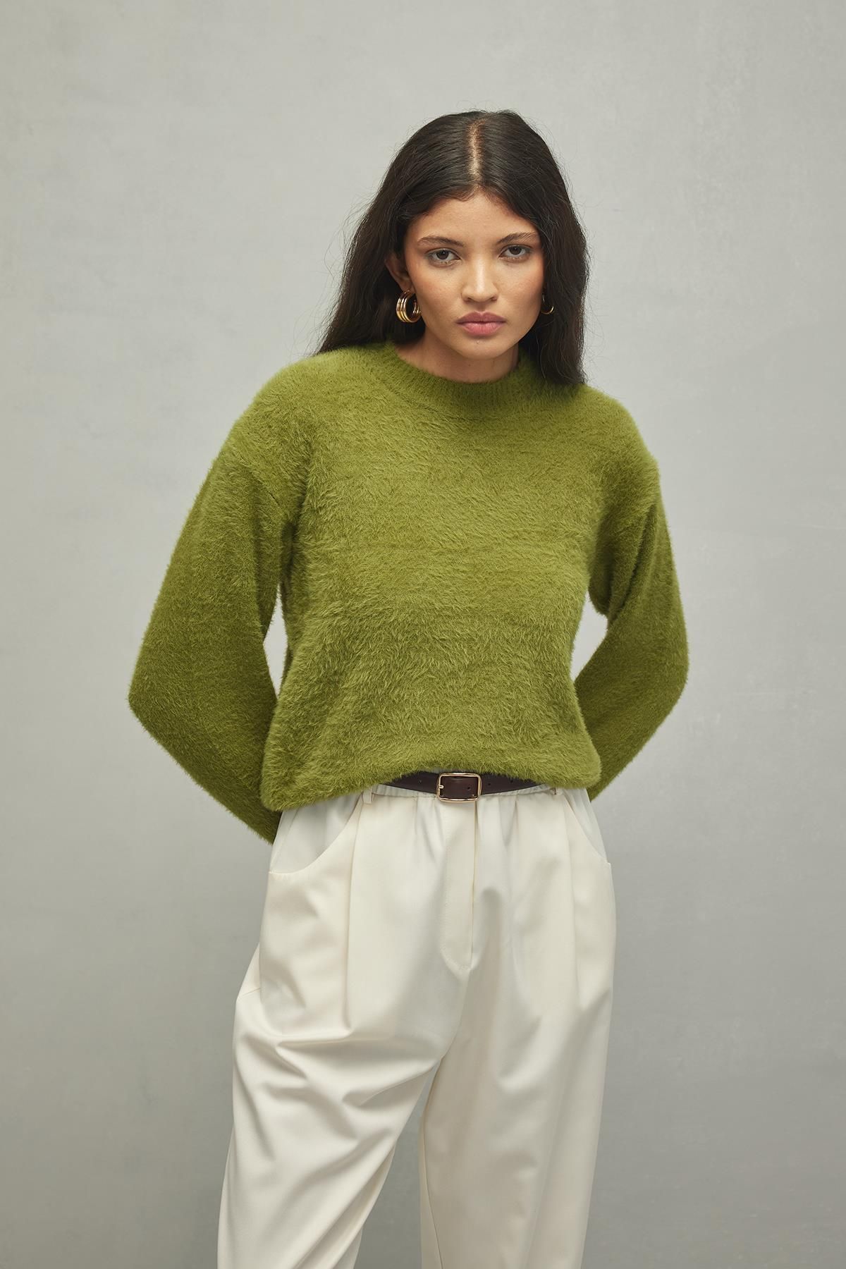 Fahhar-Oil Green Soft Crop Sweater 4