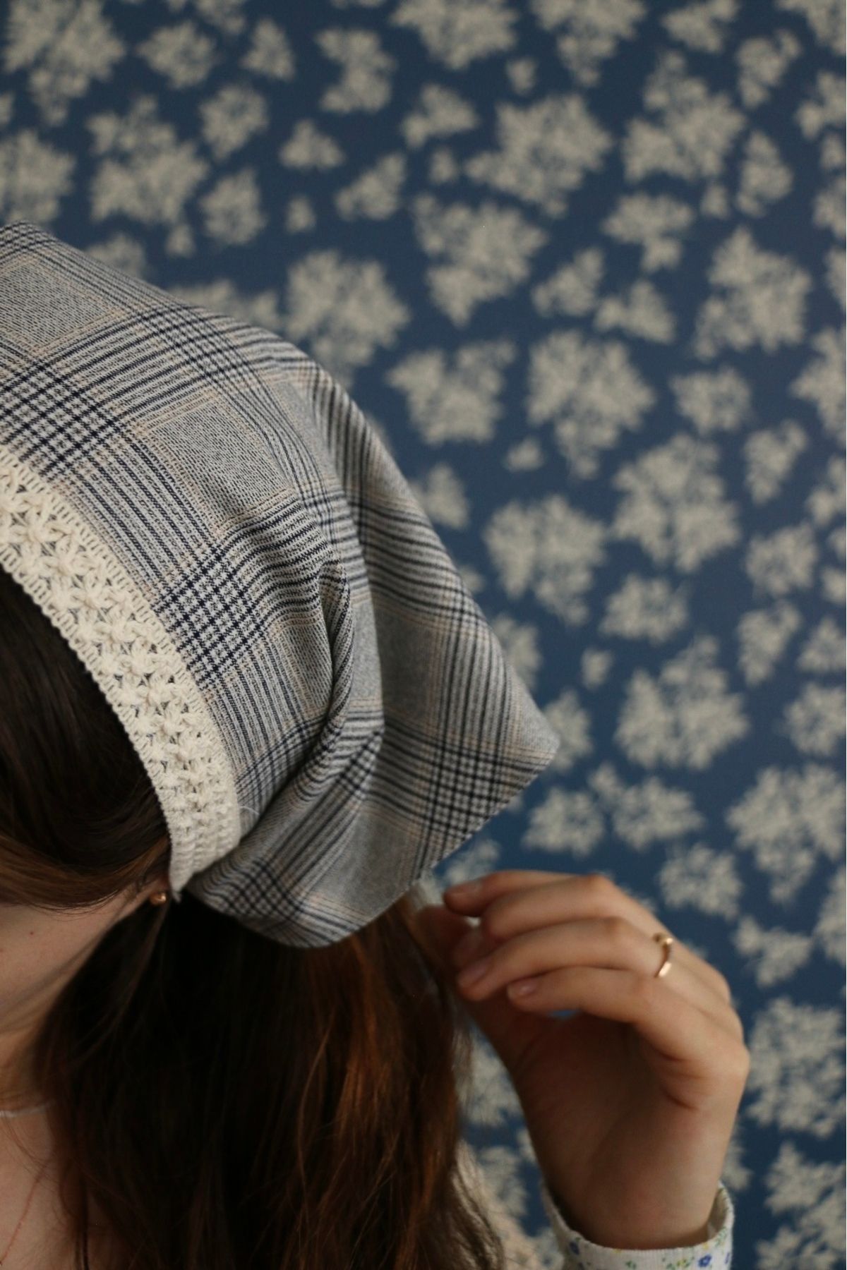 Hoyatap-Large Size Lace Back Tie Lace Bandana with Thick Fabric - Hair Accessory 3