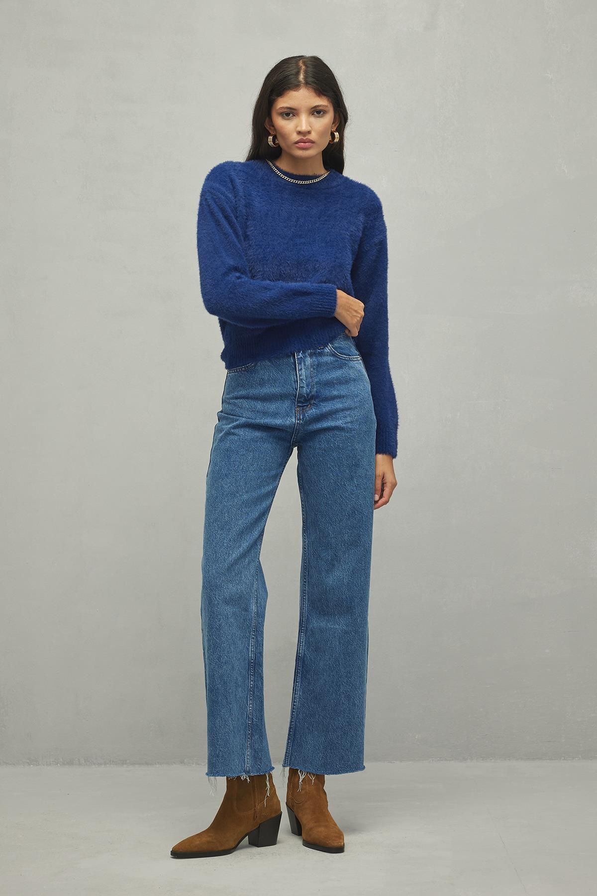 Fahhar-Blue Soft Crop Sweater 2