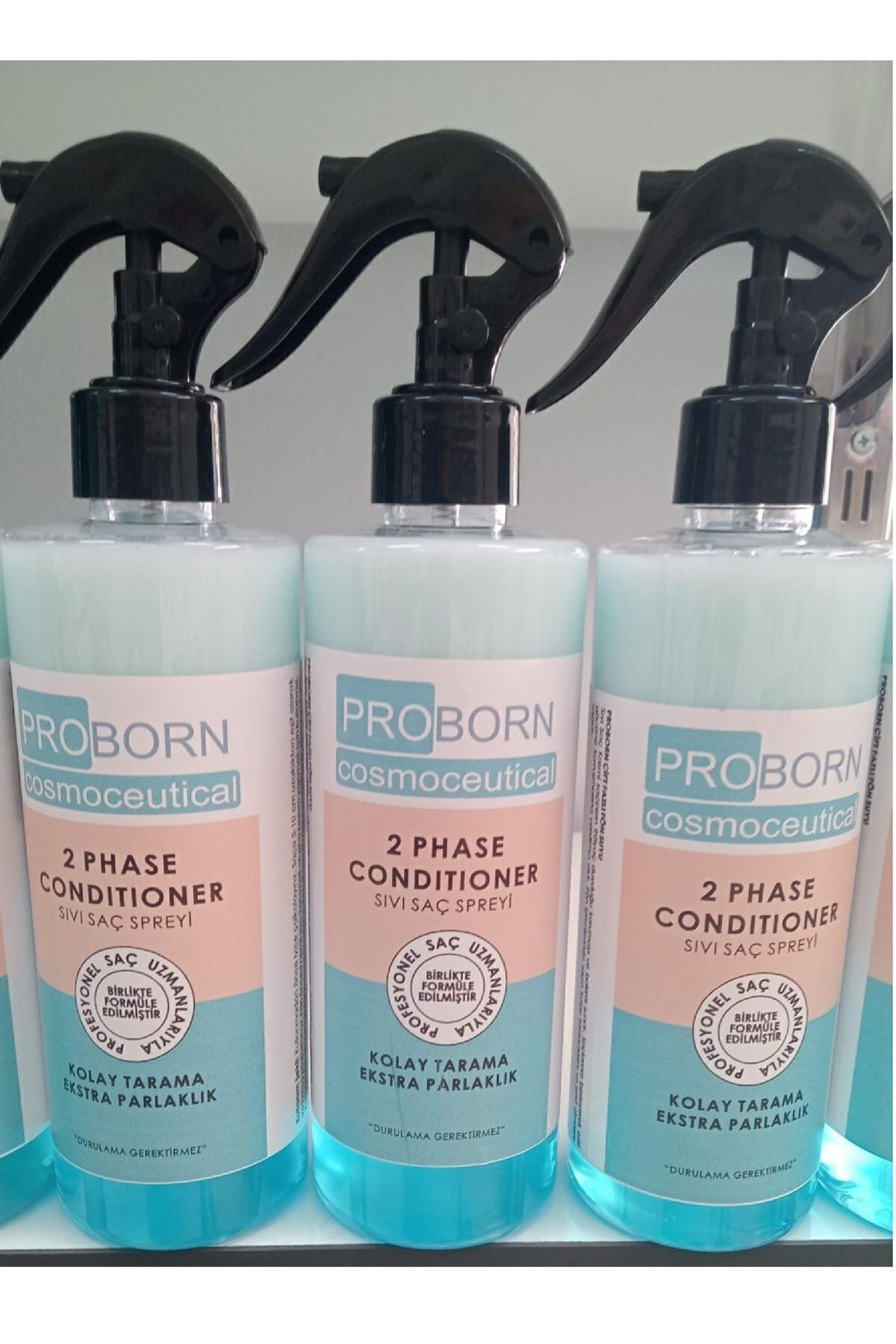 Cosmoceutical 2 Phase Conditioner Sıvı Saç Spreyi Durulanmayan Çift Fazlı Fön Suyu 400ml — 8683400975622 — تصویر 7 از 8