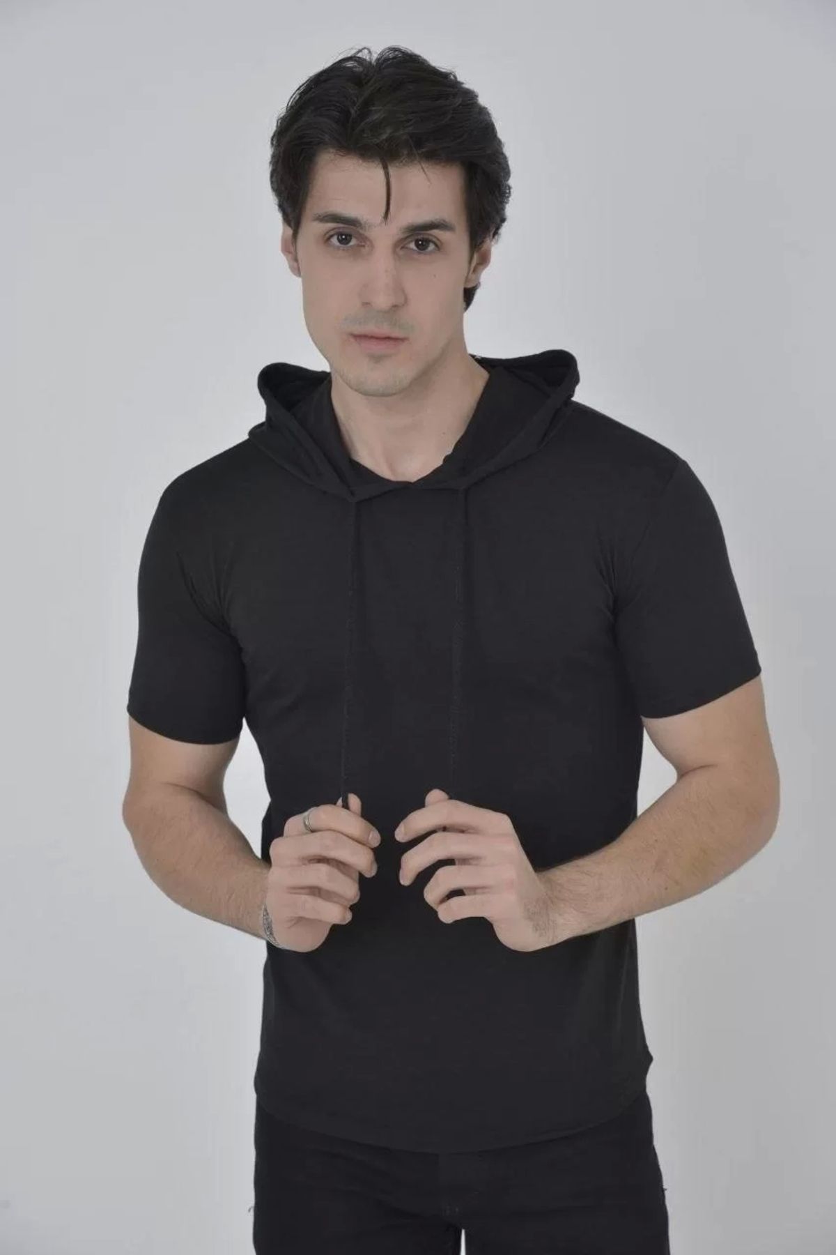 CVS Erkek Kapşonlu Slim Fit T-shirt - Siyah