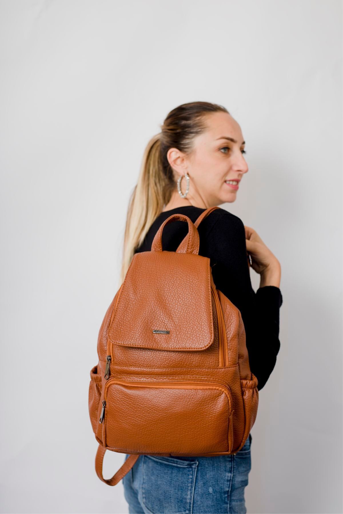 Newish Polo-حقيبة ظهر نيويش بولو مع غطاء - جلد صناعي مغسول 2