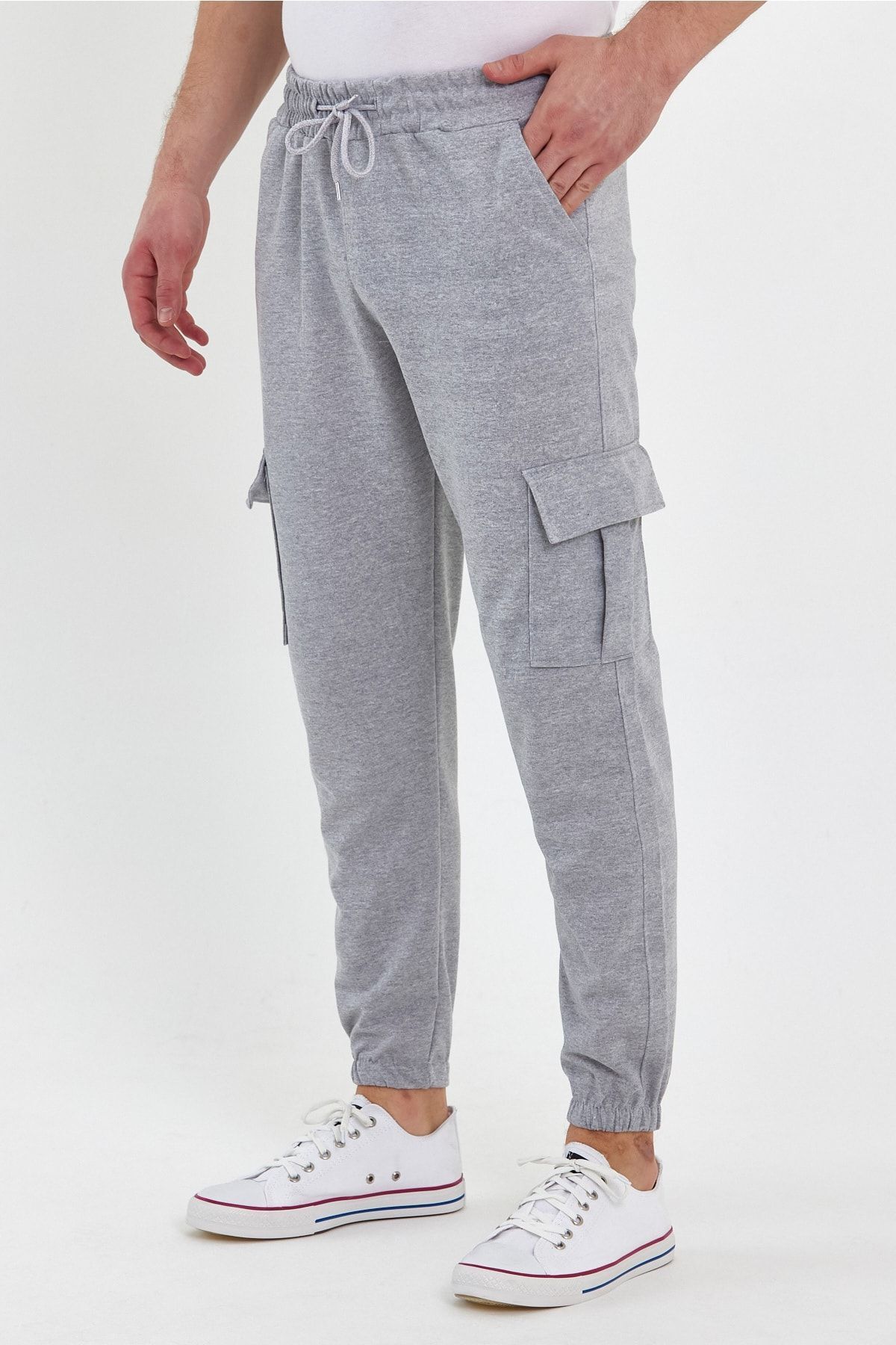 SURMARİ-Gray Unisex Cargo Pocket Sweatpants with Elastic Legs 3